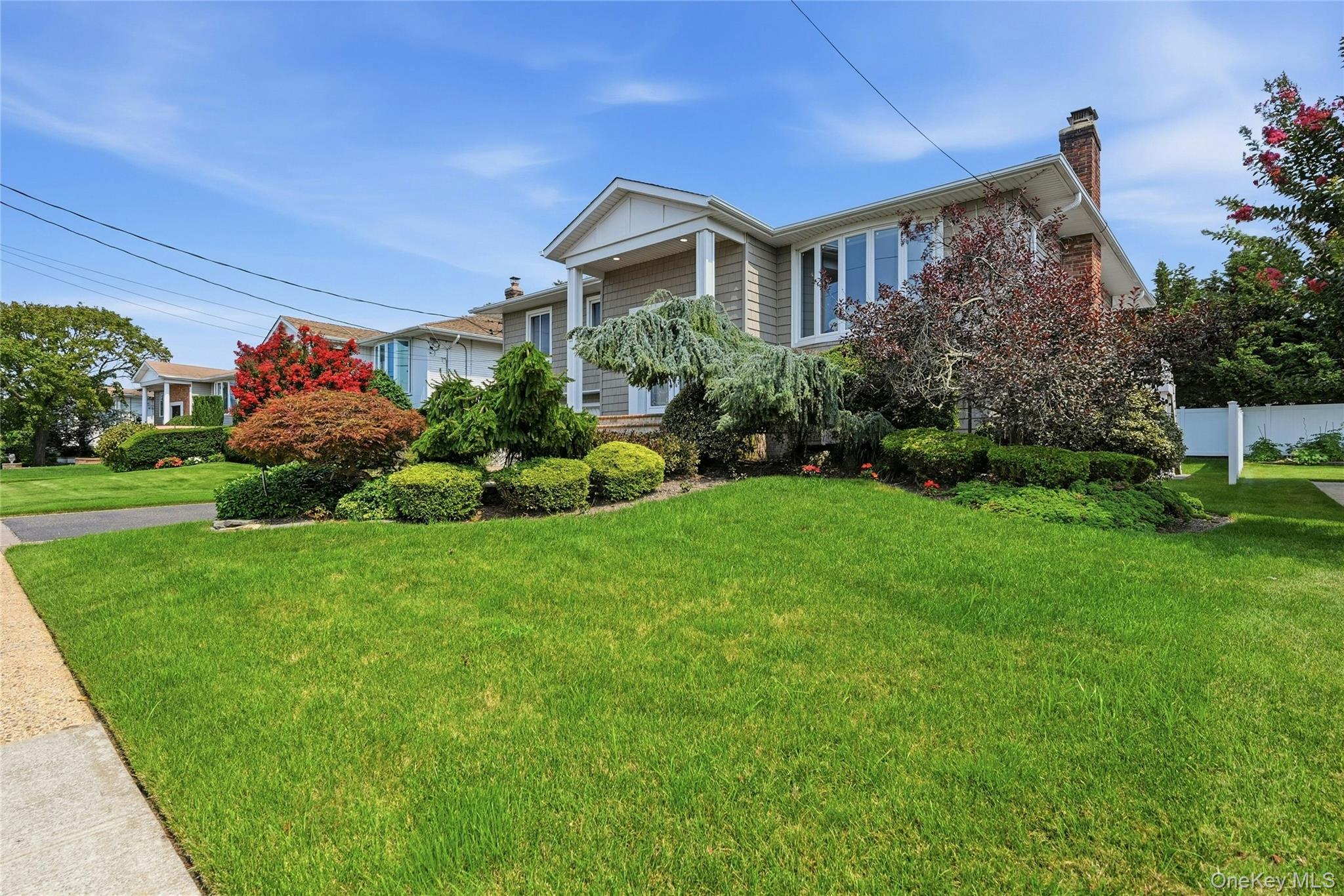 3rd image of 3165 Clubhouse Rd, Hempstead, NY 11566 | MLS# 1038278