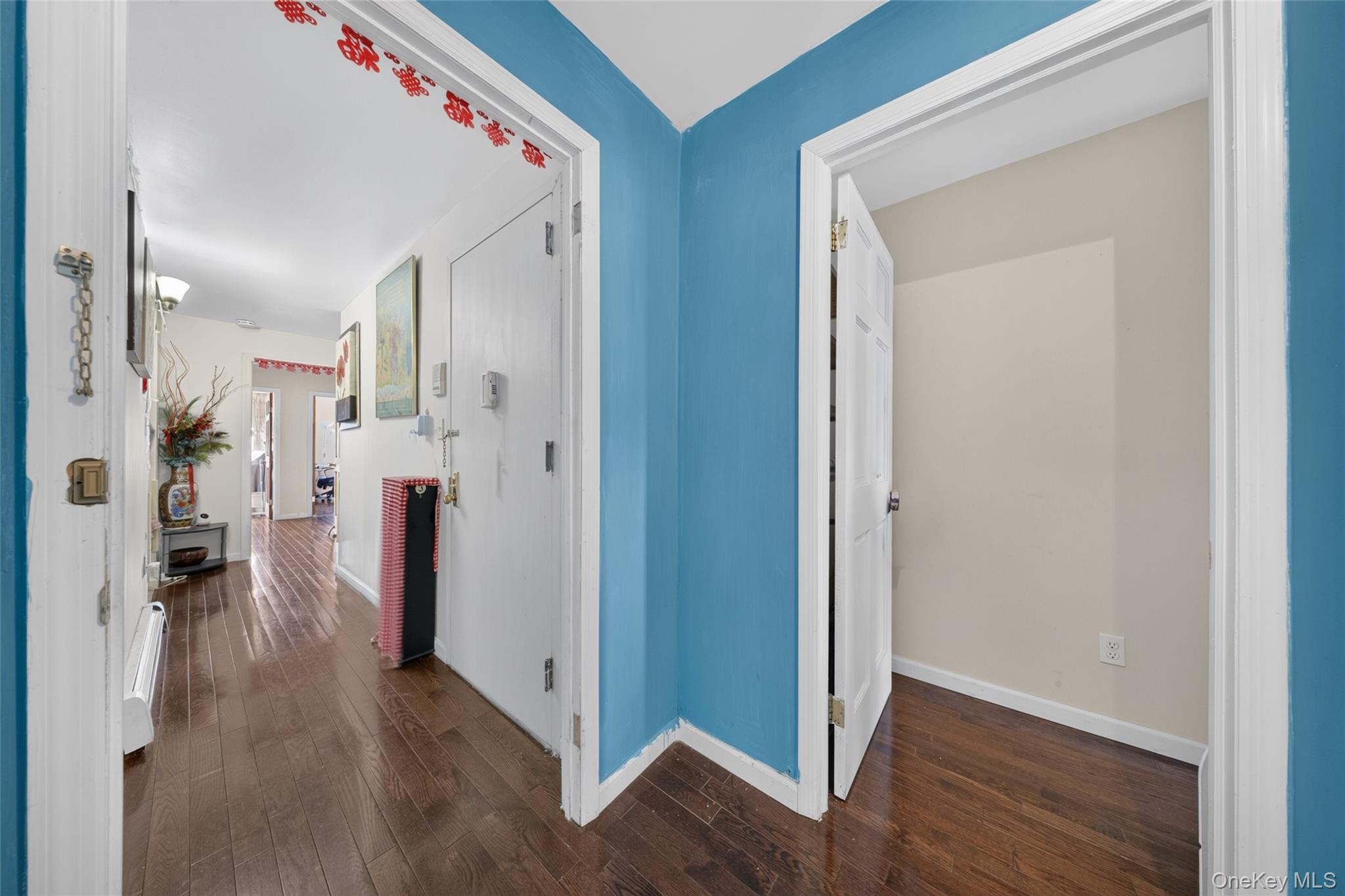 2nd image of 138 10 35th Ave #5, New York, NY 11354 | MLS# 1038301