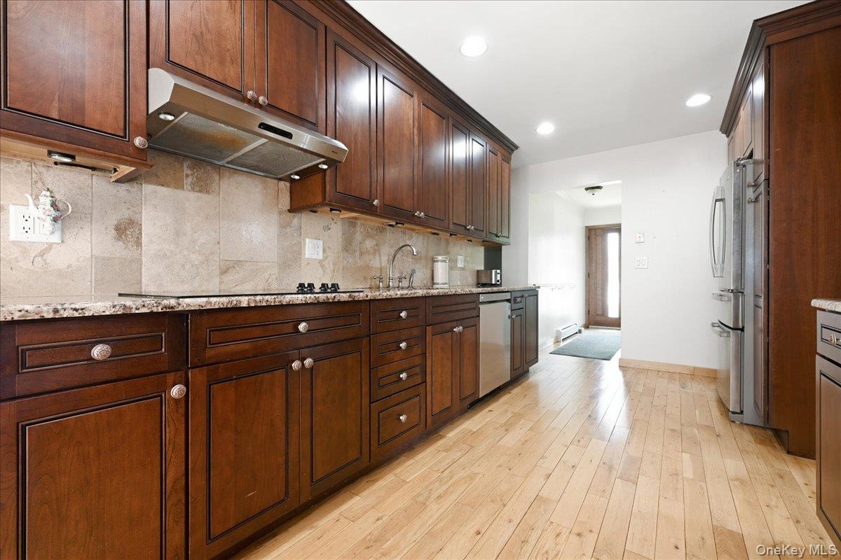 5th image of 244 Neptune Ave, Babylon, NY 11704 | MLS# 1038304