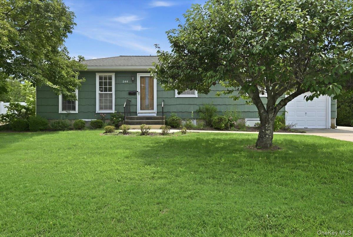 2nd image of 244 Neptune Ave, Babylon, NY 11704 | MLS# 1038304