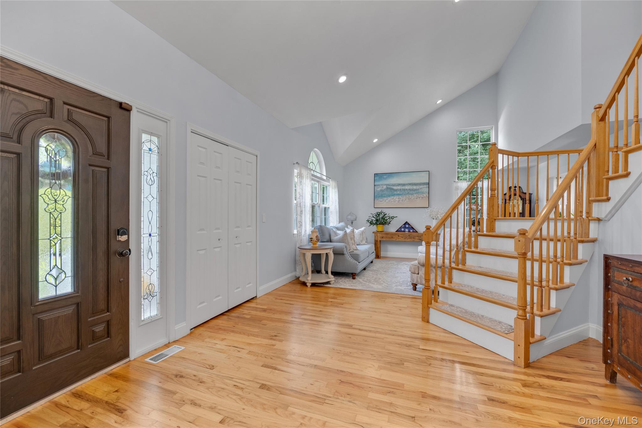 2nd image of 43 Barrow Ct, Huntington, NY 11743 | MLS# 1038312