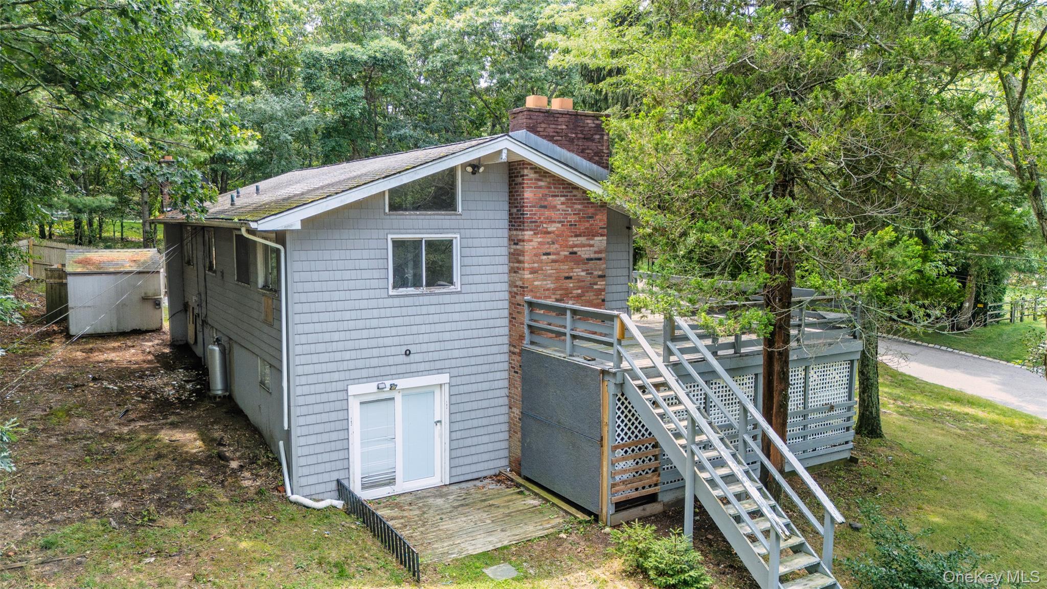 1st image of 142 Fish Cove Rd, Southampton, NY 11968 | MLS# 1038324