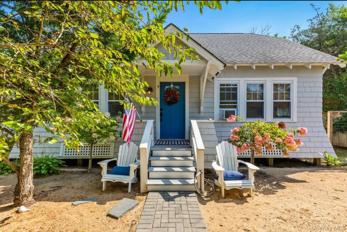 2nd image of 22 Crescent Ave, Islip, NY 11770 | MLS# 1038362
