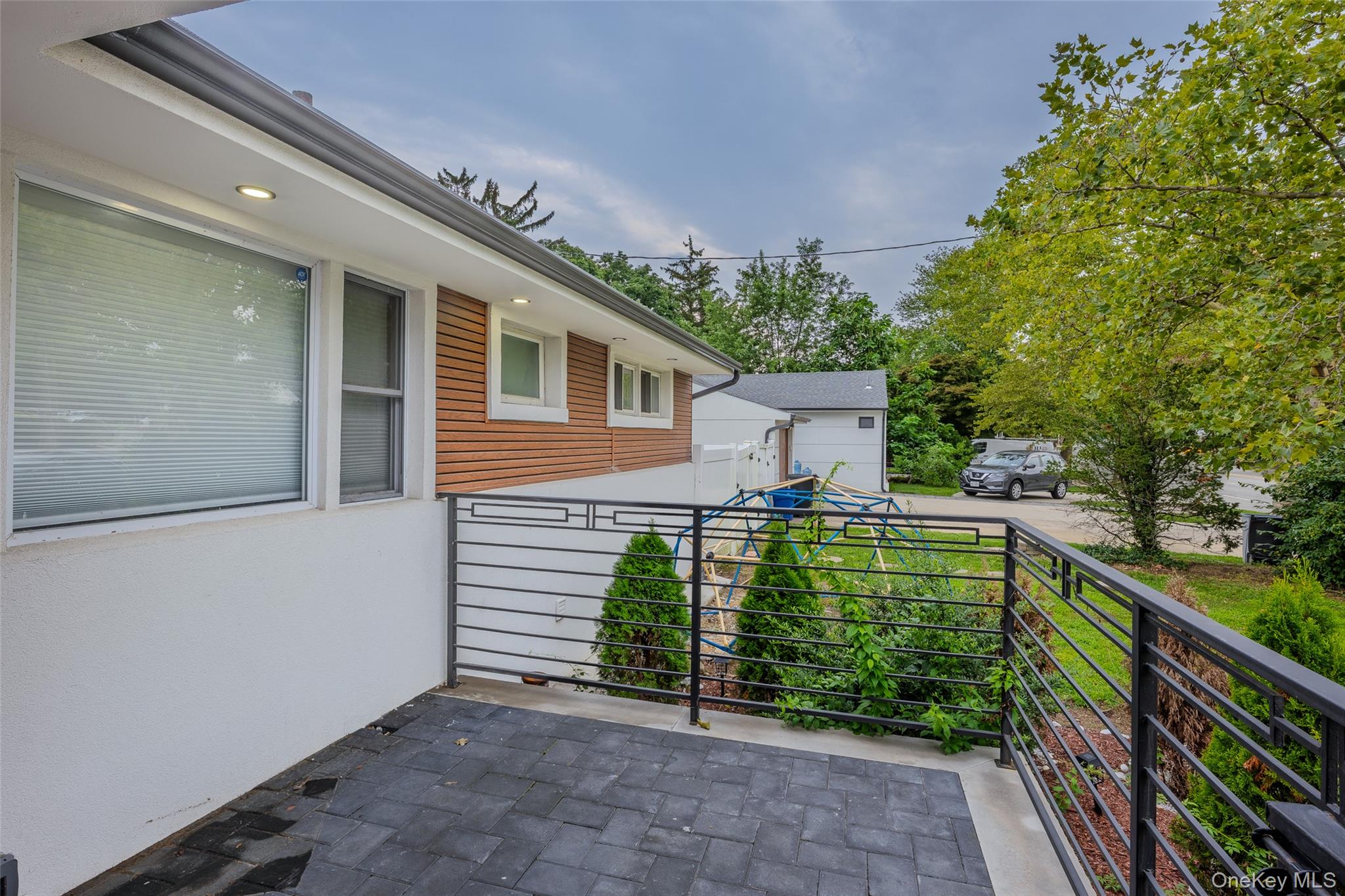 3rd image of 84 Rosedale Rd, Hempstead, NY 11581 | MLS# 1038363