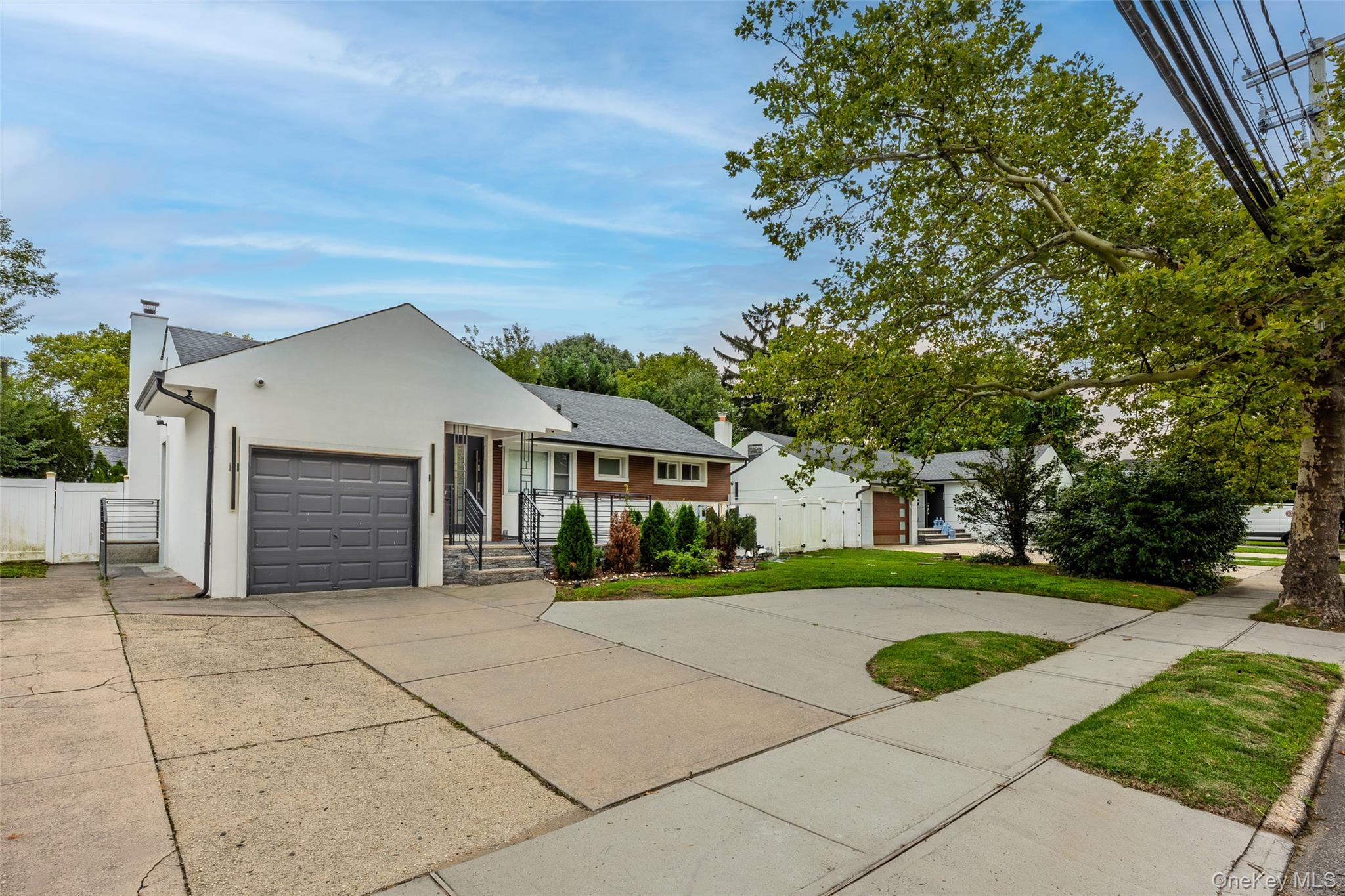 5th image of 84 Rosedale Rd, Hempstead, NY 11581 | MLS# 1038363