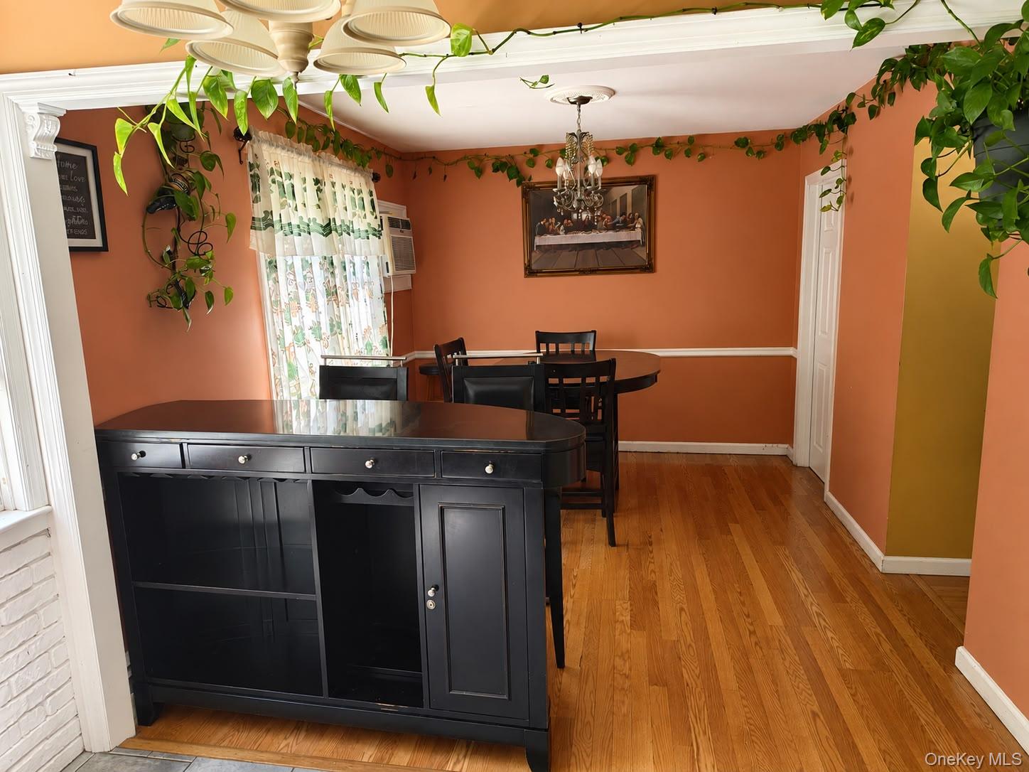 32nd image of 6 Chalden Ct, Huntington, NY 11746 | MLS# 1038402