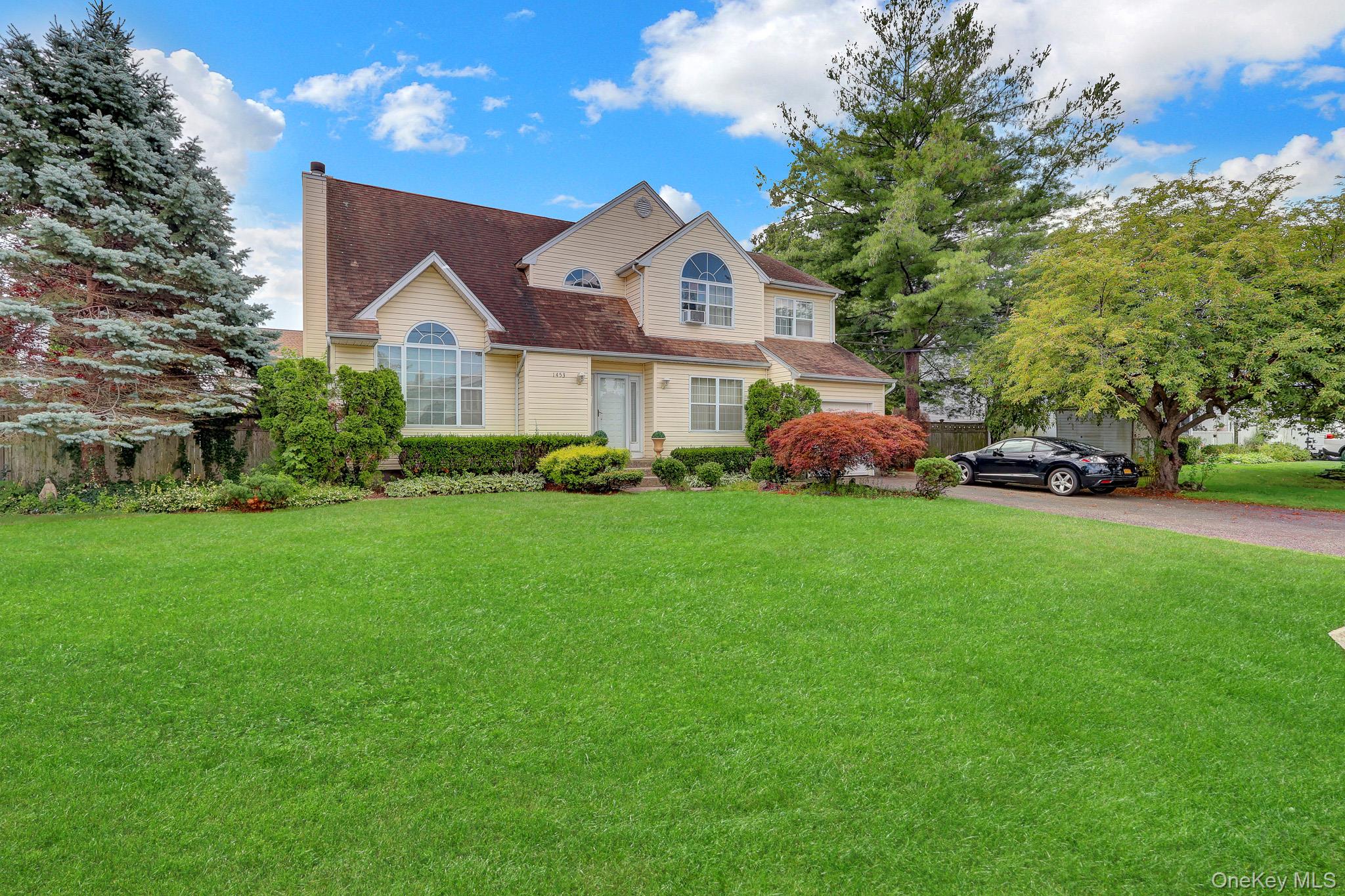 1st image of 1453 7th St, West Babylon, NY 11704 | MLS# 1038405