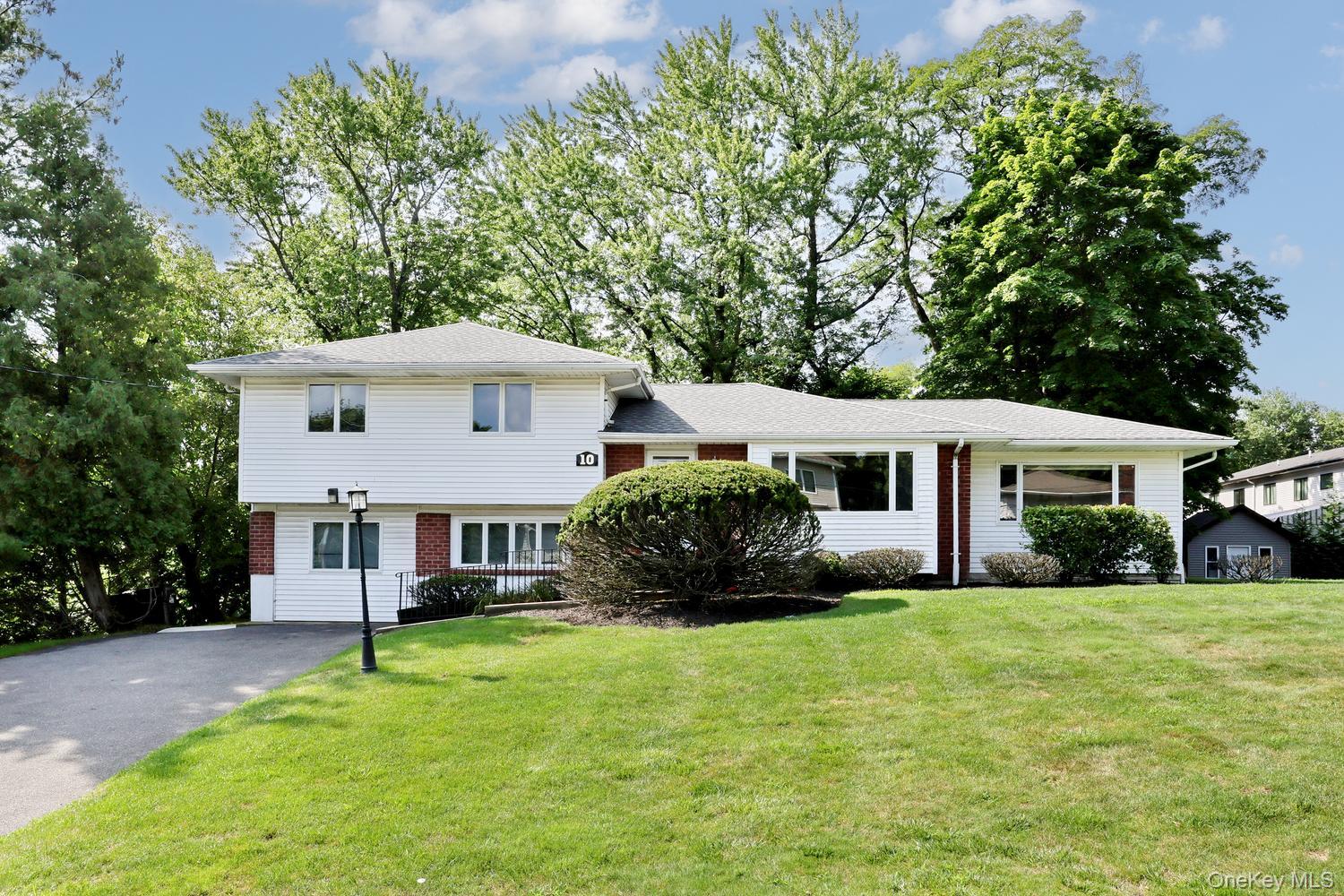 1st image of 10 Briarcliff Dr, Ramapo, NY 10952 | MLS# 1038425