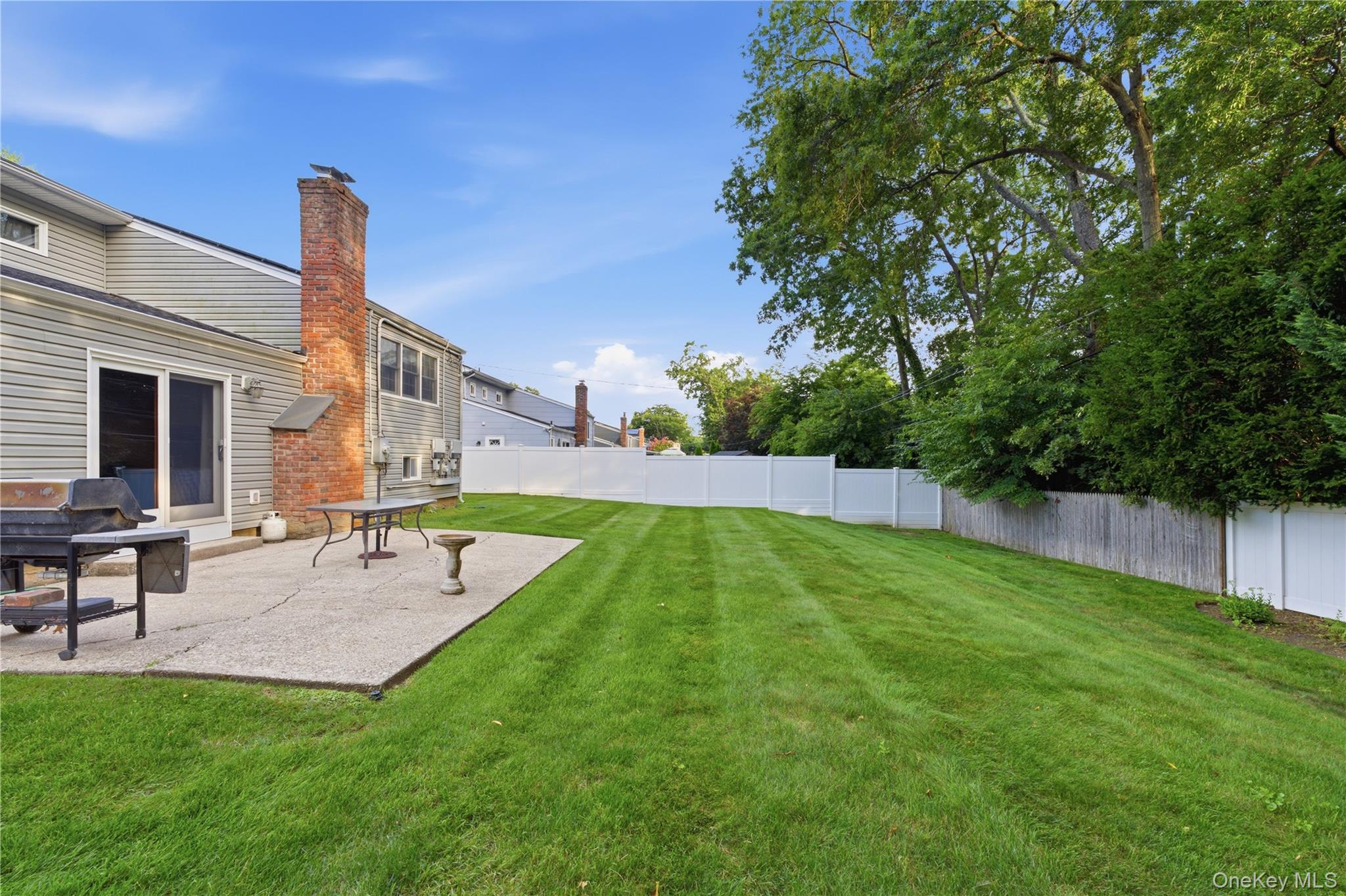 28th image of 276 Mount Pleasant Rd, Smithtown, NY 11788 | MLS# 1038435