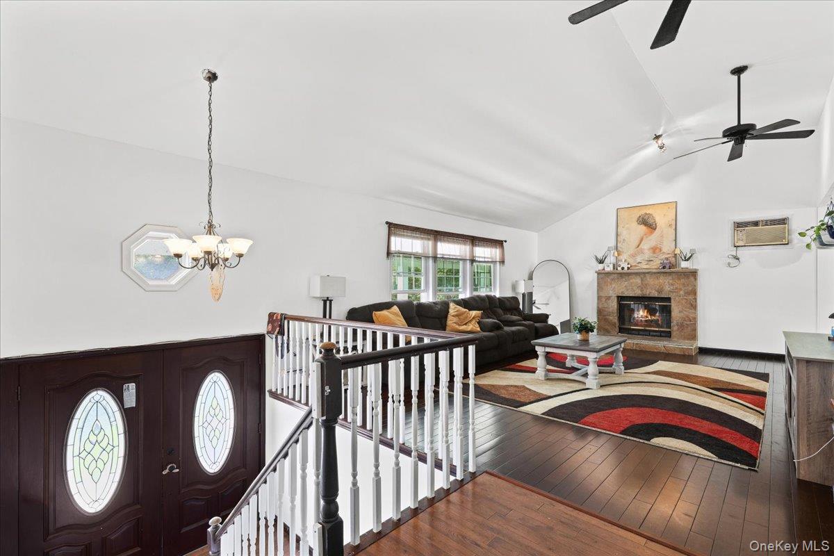 4th image of 131 Lake Rd, New Windsor, NY 12577 | MLS# 1038443