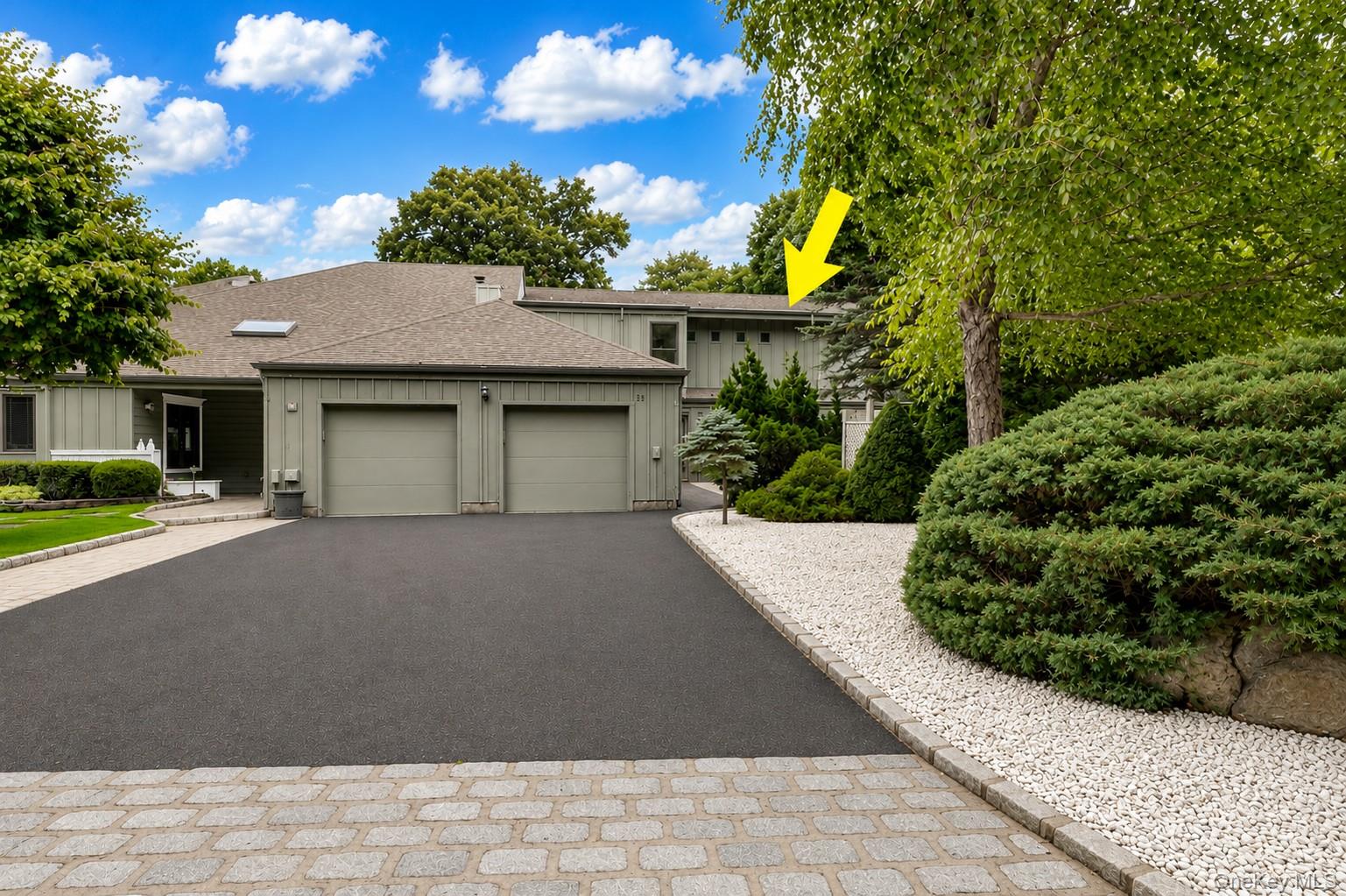 2nd image of 51 Rockledge Path, Brookhaven, NY 11777 | MLS# 1038494