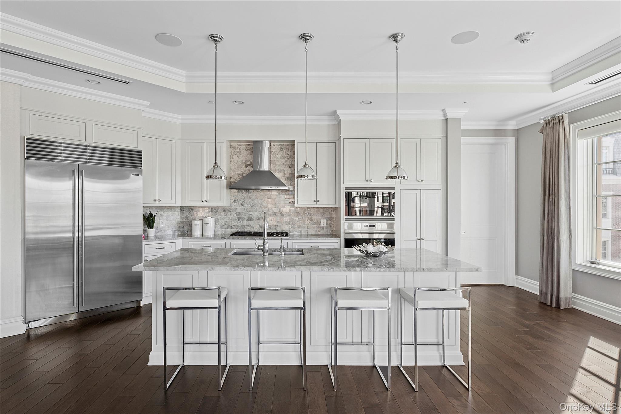 3rd image of 1000 Royal Ct #1207, North Hempstead, NY 11040 | MLS# 1038538