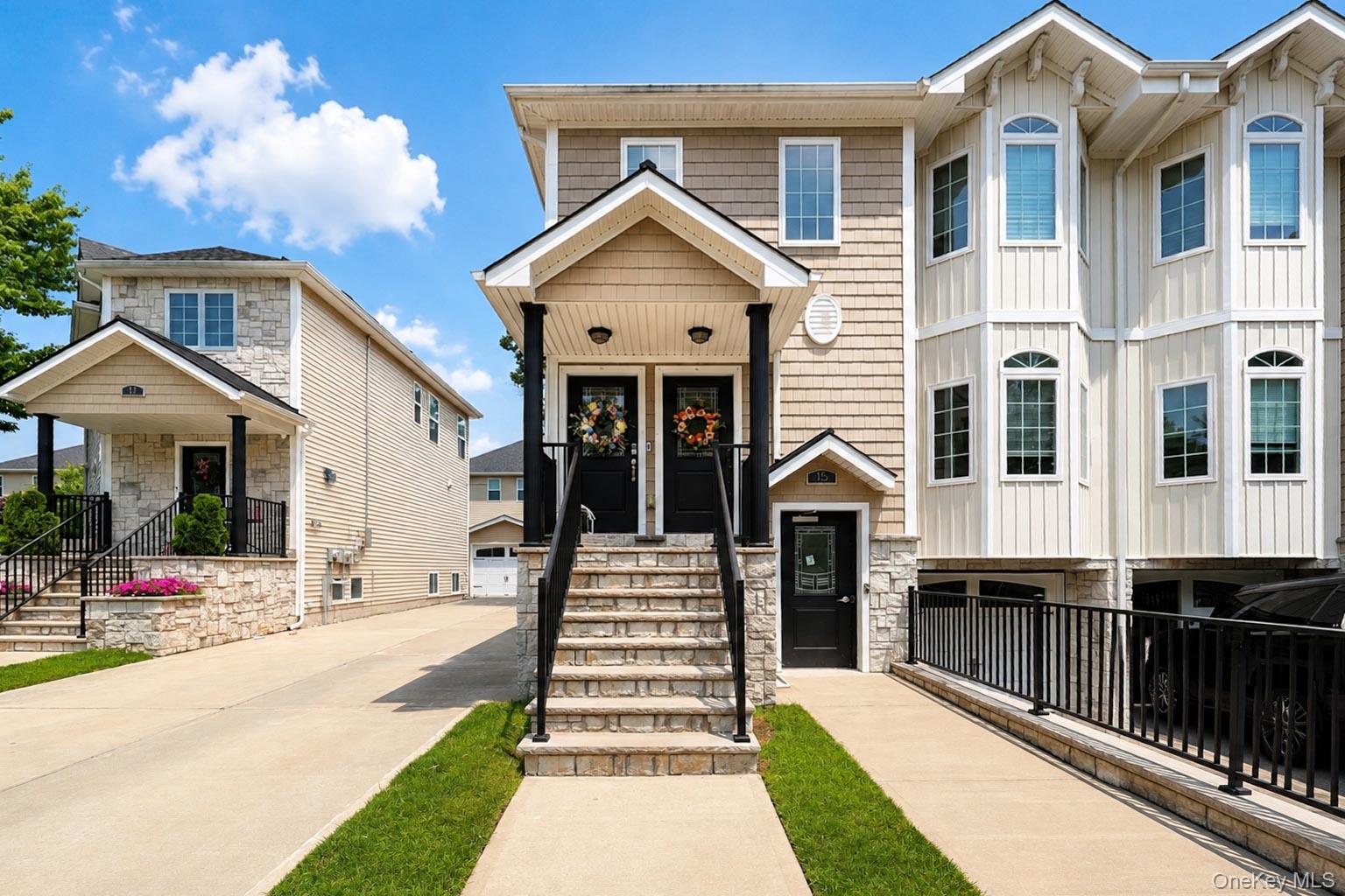1st image of 15 Wiltshire Ln, New York, NY 10309 | MLS# 1038571
