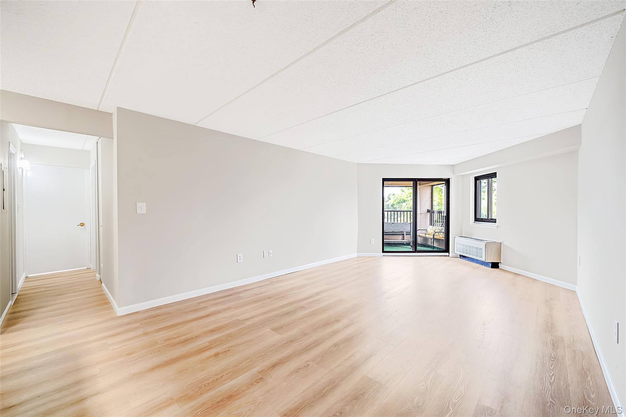 4th image of 725 Miller Ave #333, Hempstead, NY 11520 | MLS# 1038614