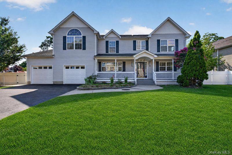 2nd image of 296 Westchester Ave, West Babylon, NY 11704 | MLS# 1038621