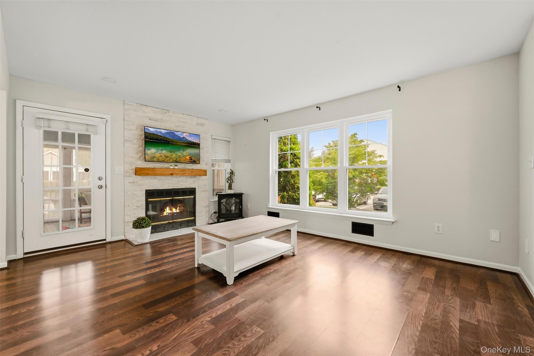 5th image of 21 Taconic St, Poughkeepsie (town), NY 12603 | MLS# 1038643