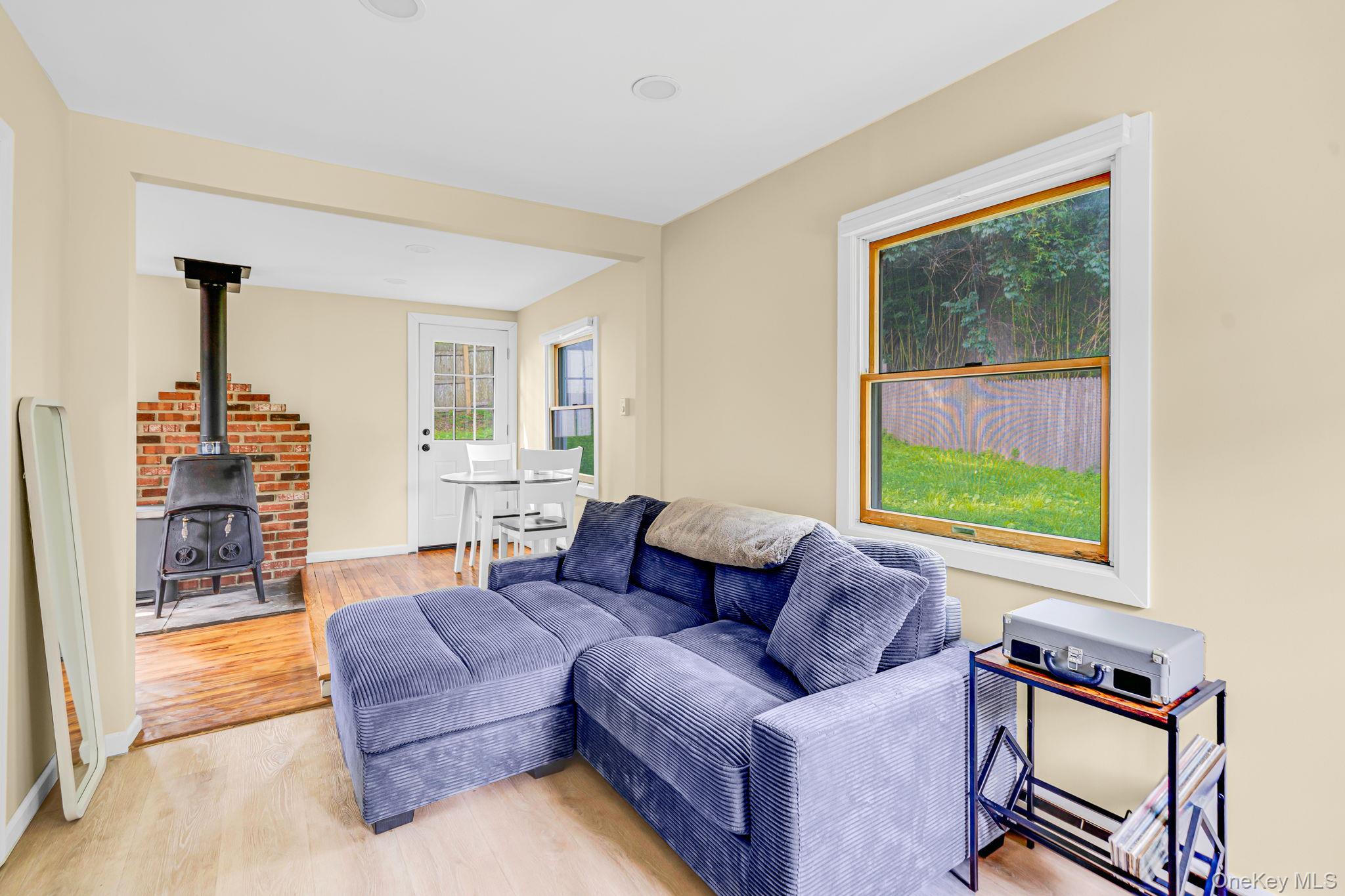 5th image of 18 Port Jefferson Rd, Brookhaven, NY 11789 | MLS# 1038657