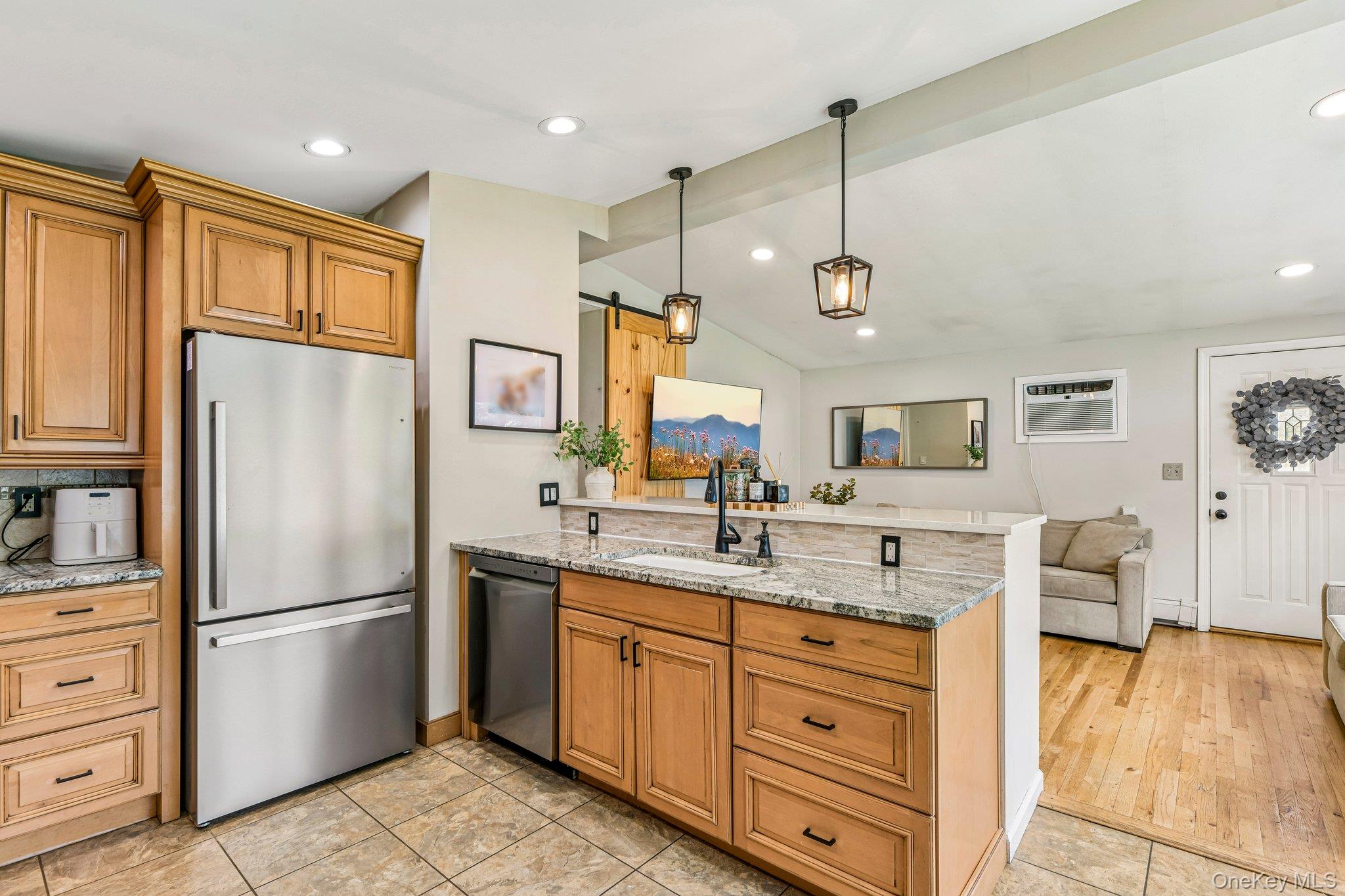 4th image of 46 Beecher Ave, Islip, NY 11730 | MLS# 1038661