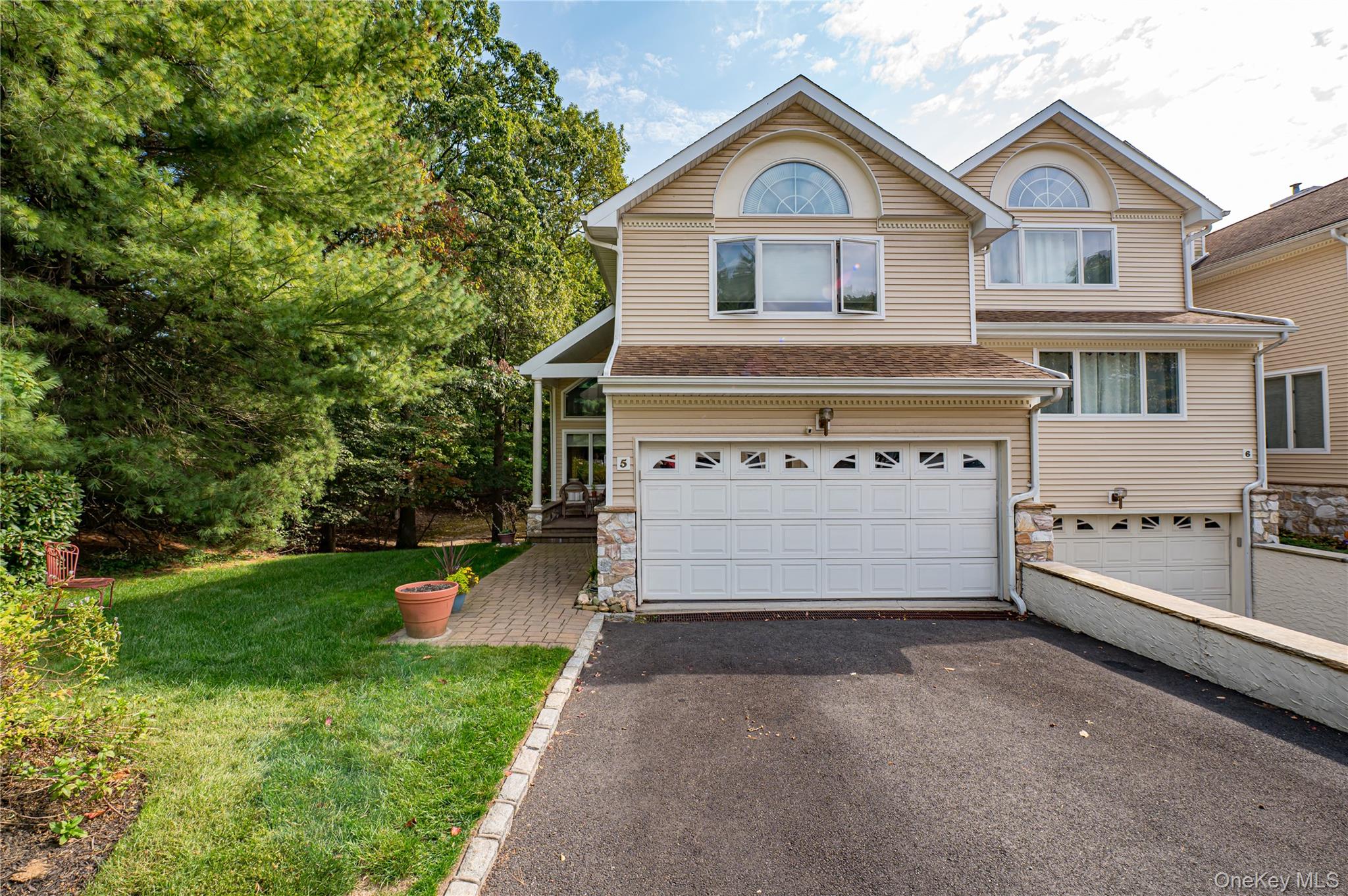 1st image of 5 Princess Tree Ct, Brookhaven, NY 11777 | MLS# 1038668