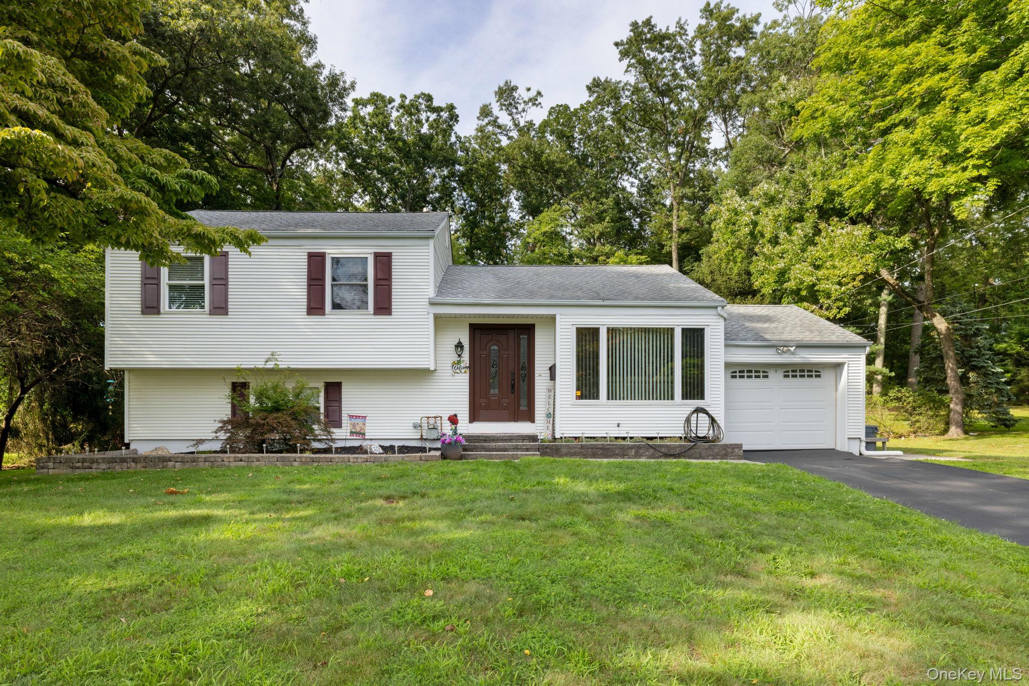 4th image of 7 Windmill Ln, Clarkstown, NY 10956 | MLS# 1038676
