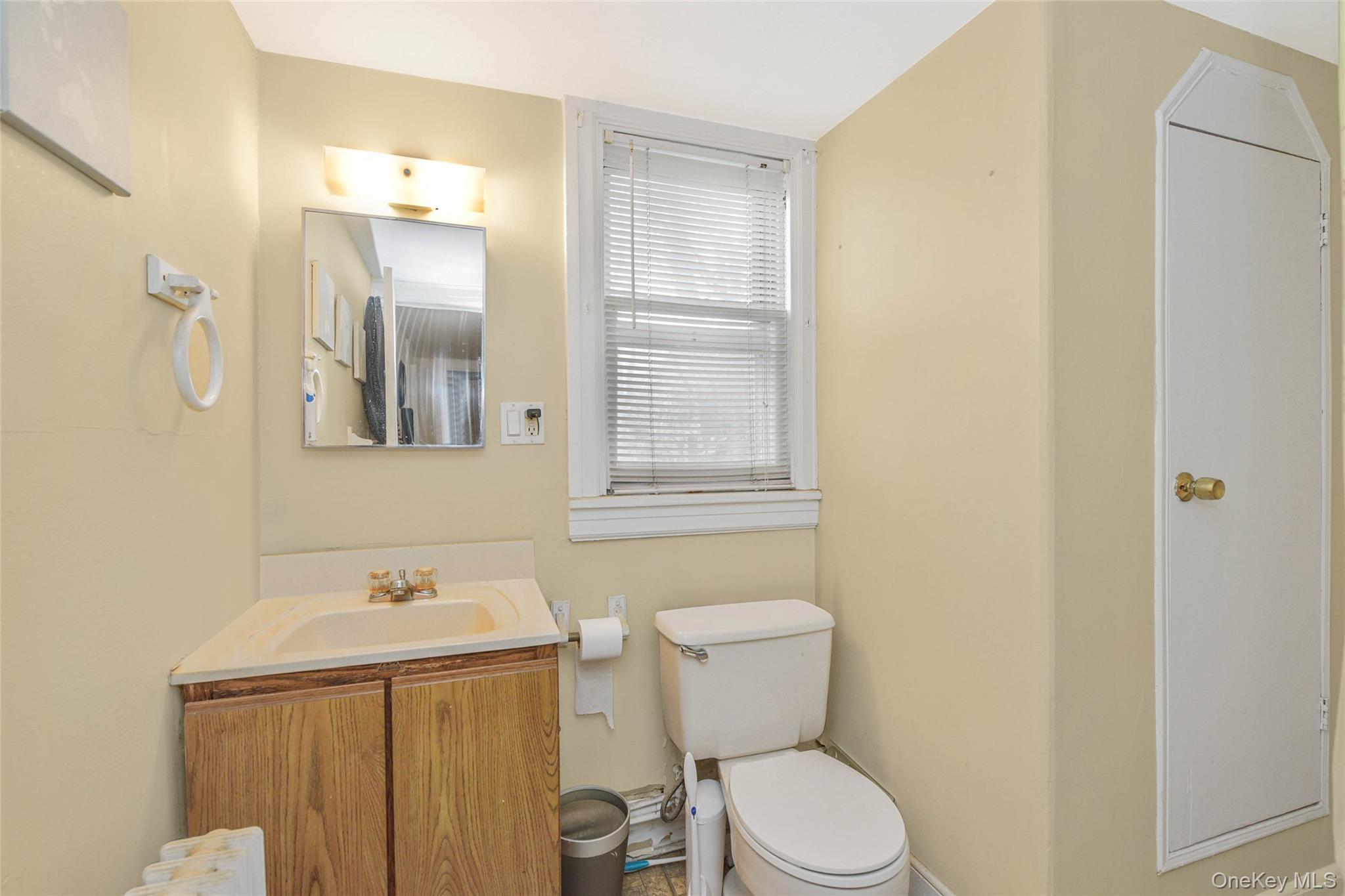 29th image of 3 Jarvis Ct, Huntington, NY 11743 | MLS# 1038681
