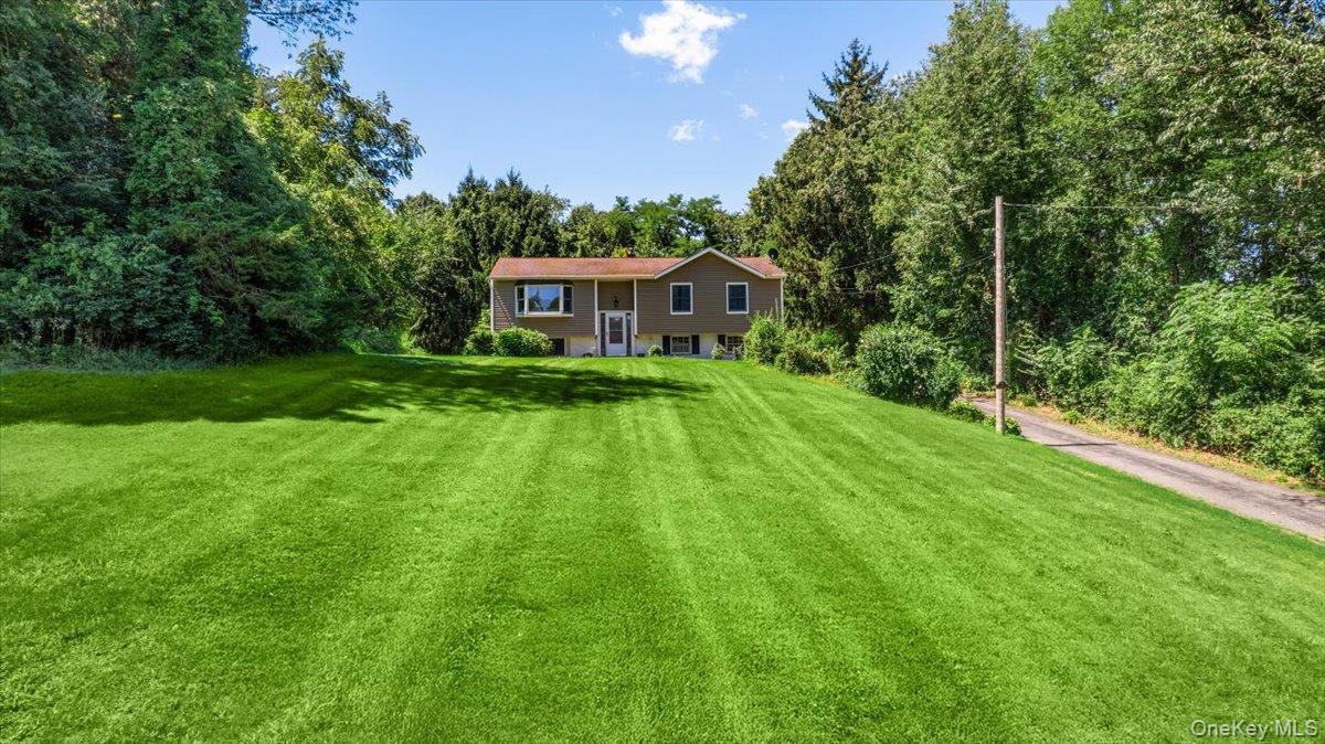 2nd image of 3 Jaycox Ln, East Fishkill, NY 12533 | MLS# 1038684