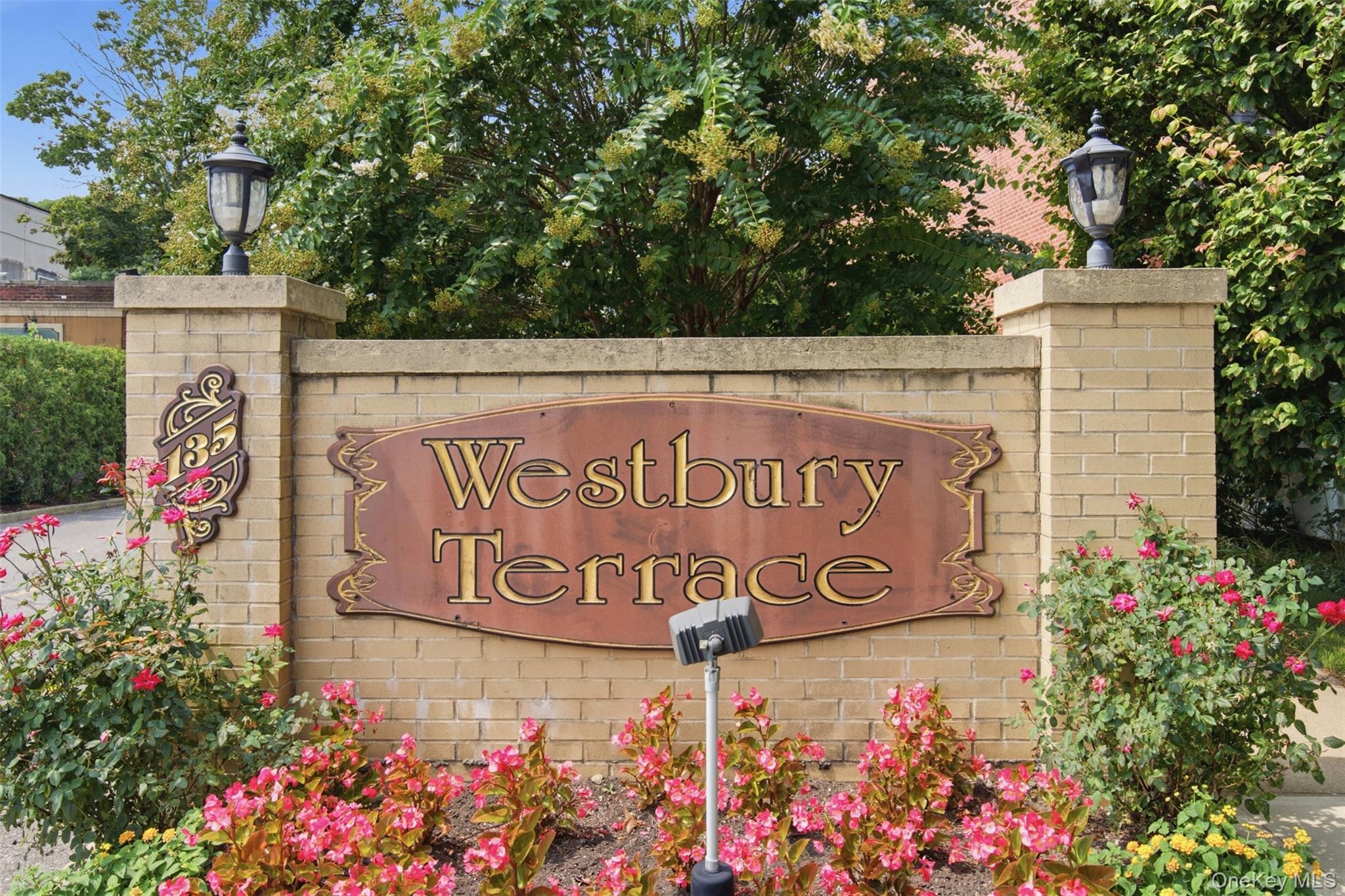 4th image of 135 Post Ave #2J, North Hempstead, NY 11590 | MLS# 1038701