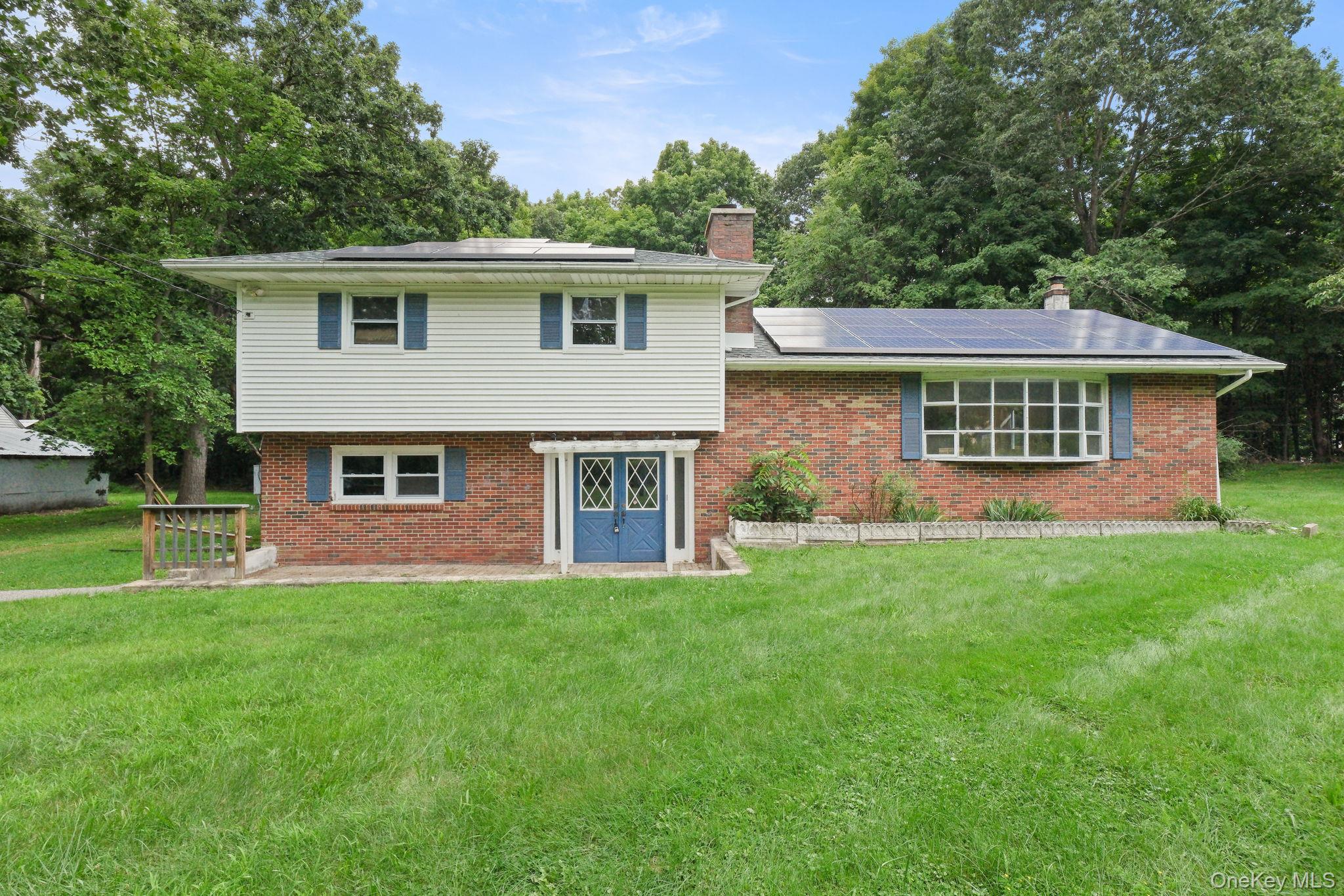 1st image of 10 Creeden Dr, Middletown, NY 10940 | MLS# 1038714