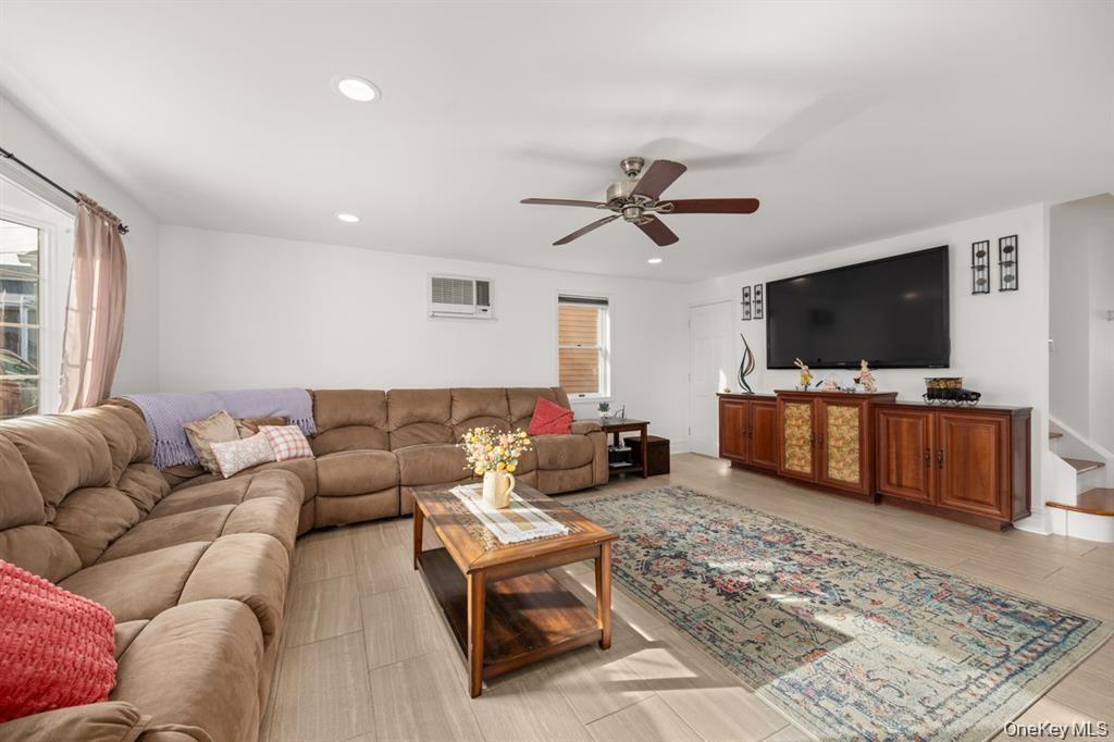 2nd image of 19 W 13th Rd, New York, NY 11693 | MLS# 1038717