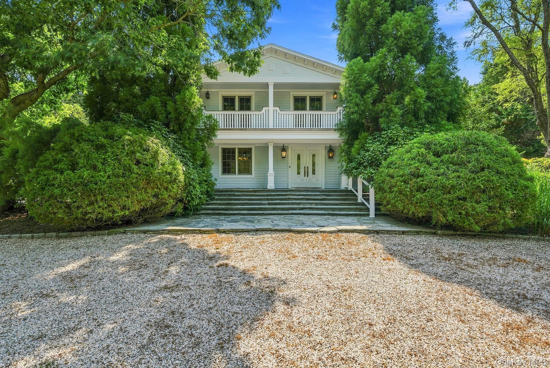3rd image of 11 Pheasant Ln, Southampton, NY 11960 | MLS# 1038718