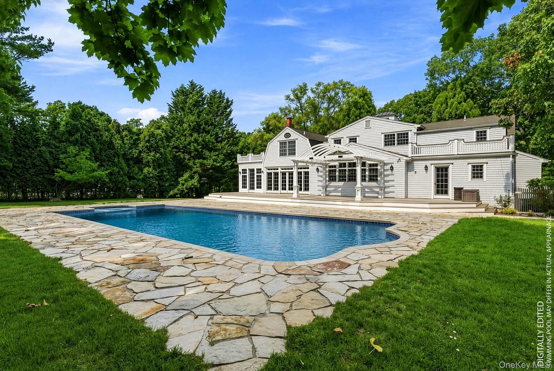 1st image of 11 Pheasant Ln, Southampton, NY 11960 | MLS# 1038718