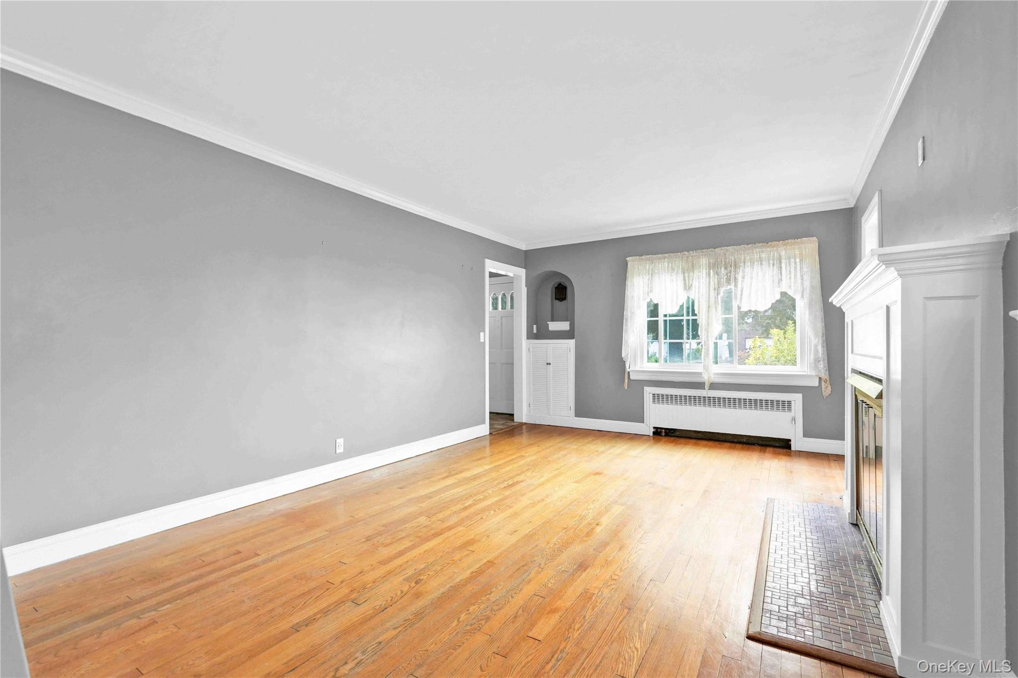 5th image of 35 Mayfair Ave, Hempstead, NY 11552 | MLS# 1038755