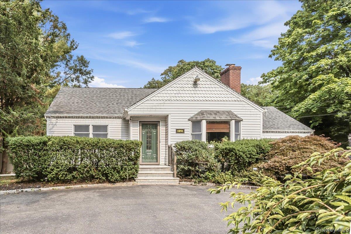 1st image of 1091 Westminster Ave, Huntington, NY 11746 | MLS# 1038771