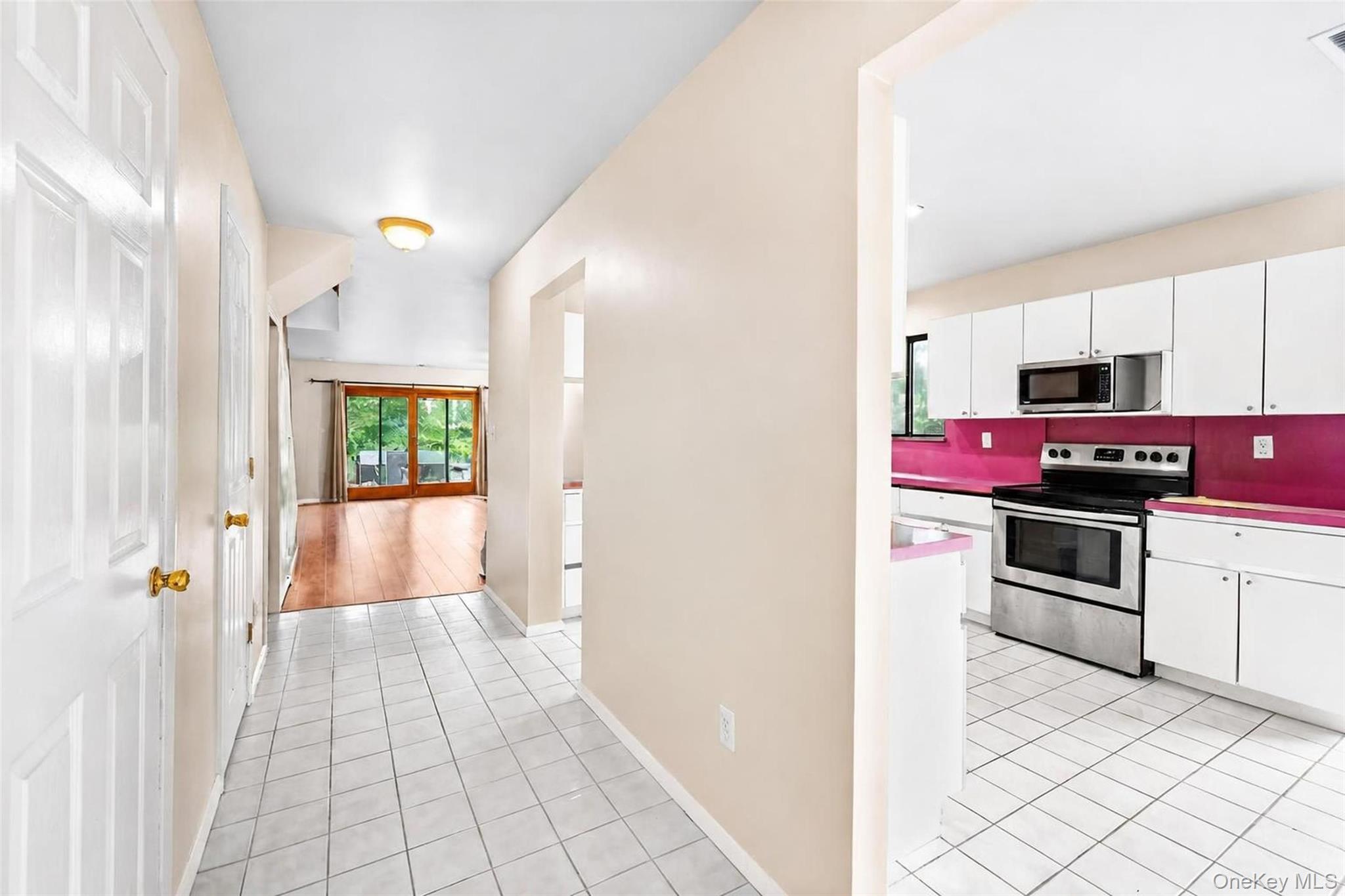 5th image of 127 Beecher Avenue Ext, Islip, NY 11730 | MLS# 1038825