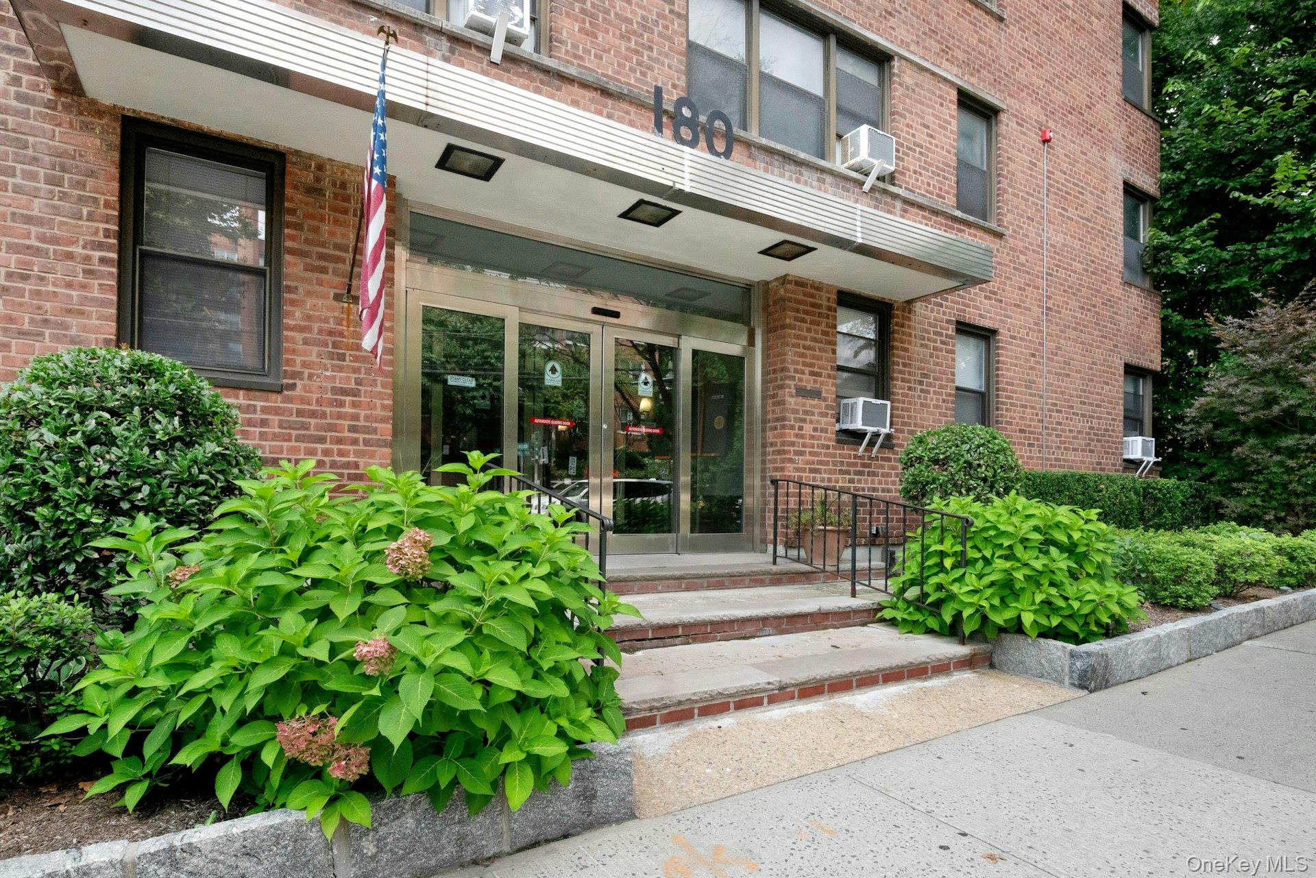 2nd image of 180 E Hartsdale Ave #1F, Greenburgh, NY 10530 | MLS# 1038842