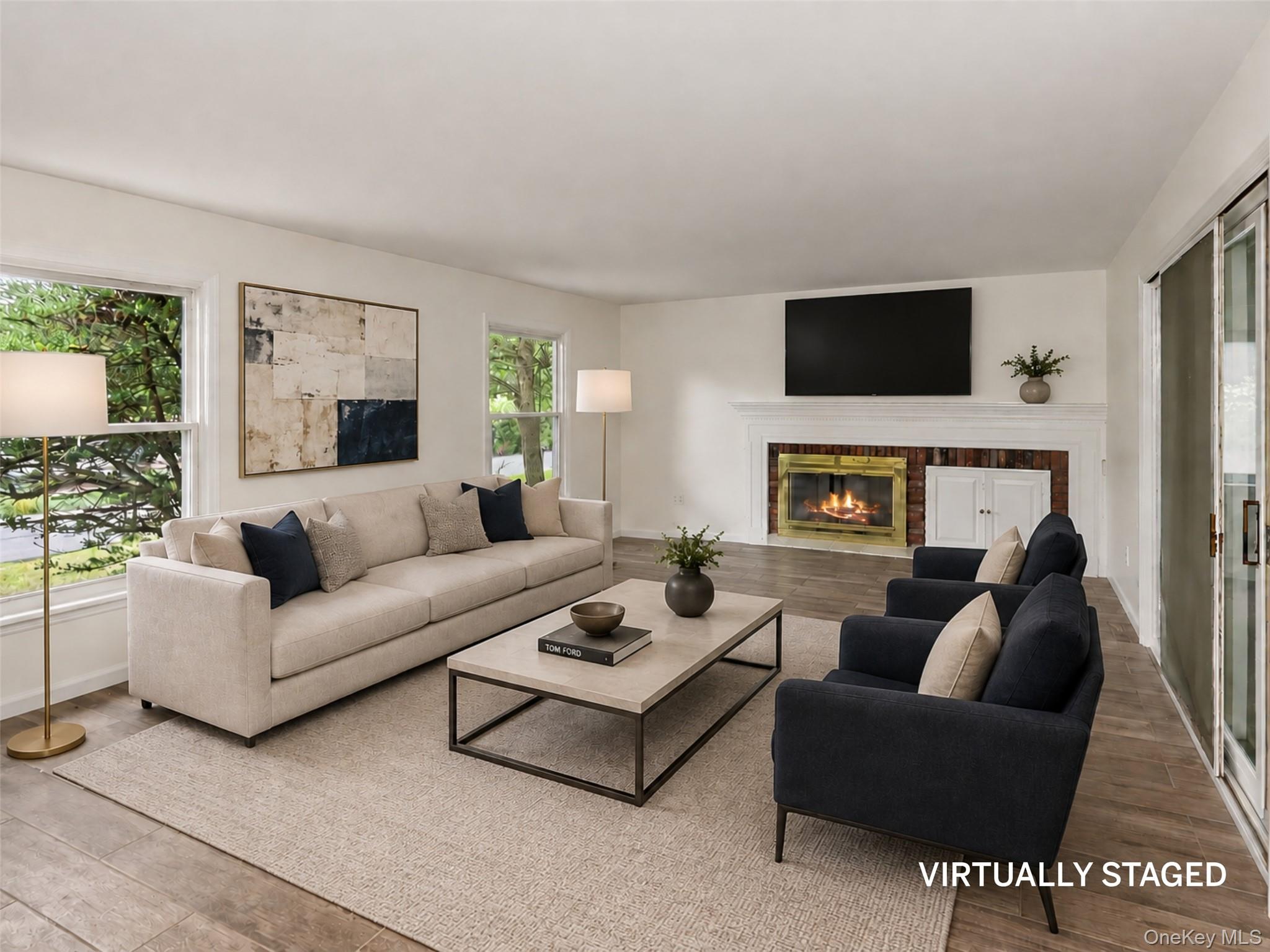 2nd image of 4 Woodward Ter, Woodbury, NY 10917 | MLS# 1038851