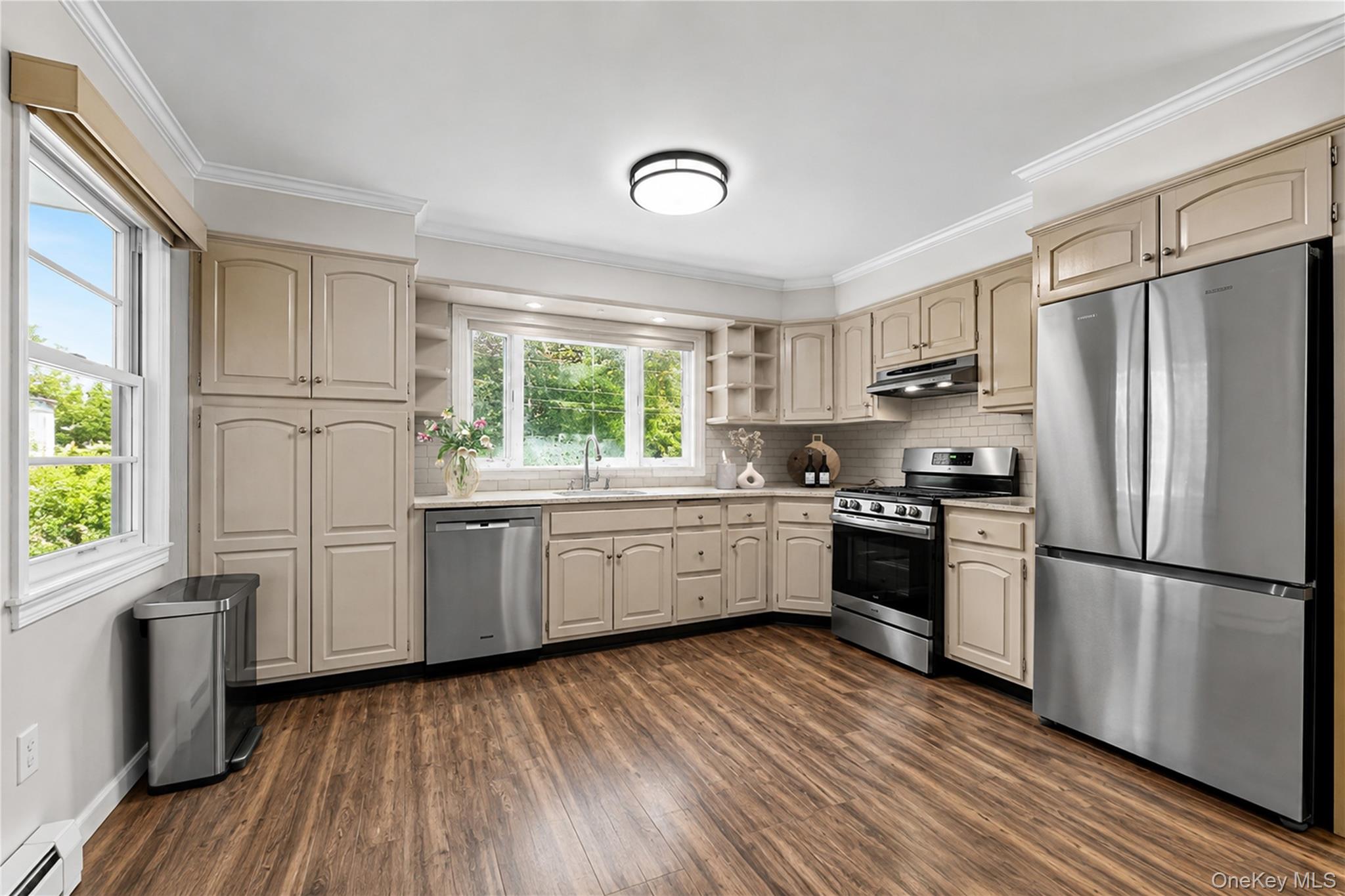 5th image of 38 Harney Rd, Eastchester, NY 10583 | MLS# 1038885