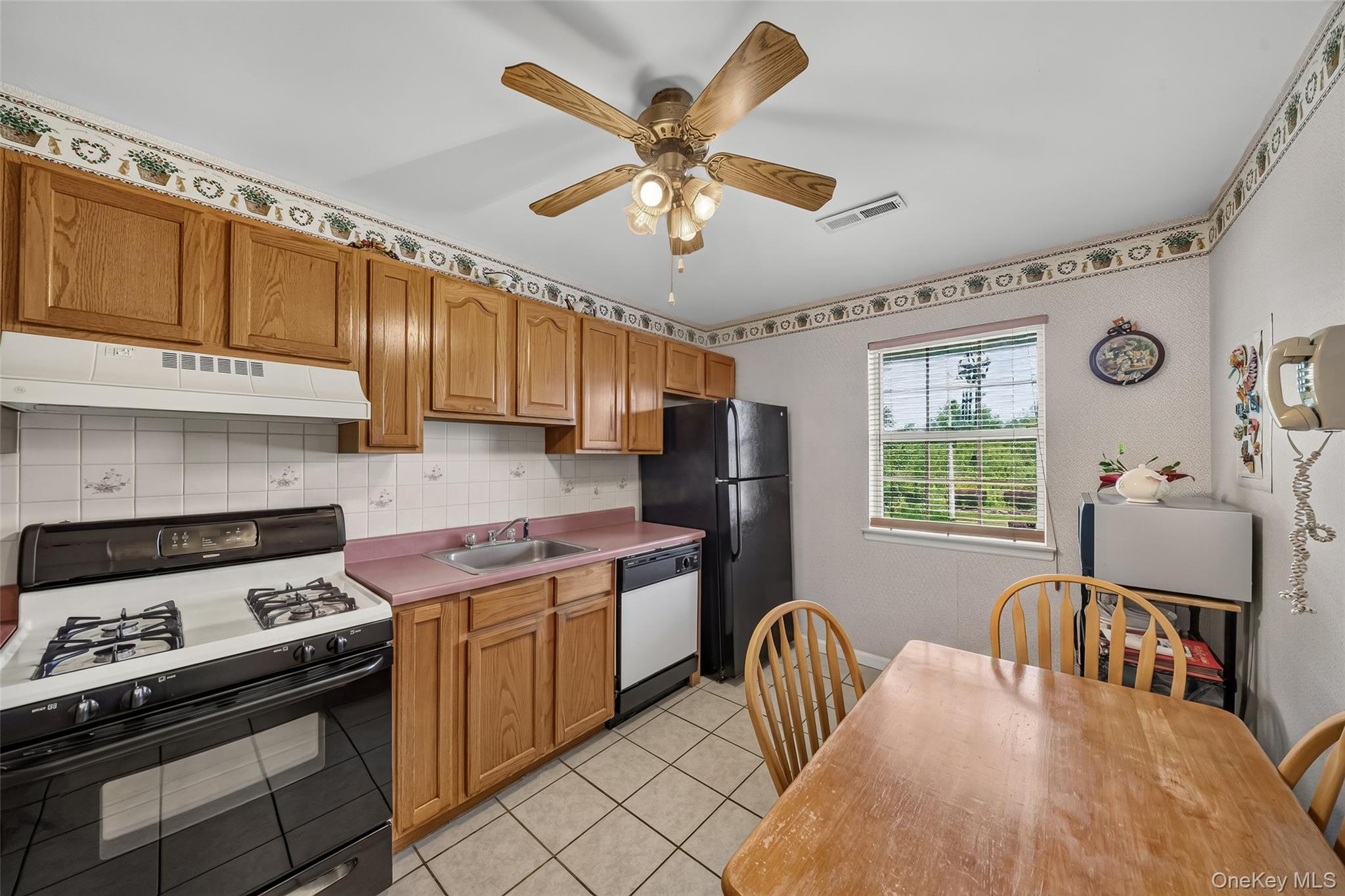 4th image of 81 Lois Ln, Monroe, NY 10950 | MLS# 1038894