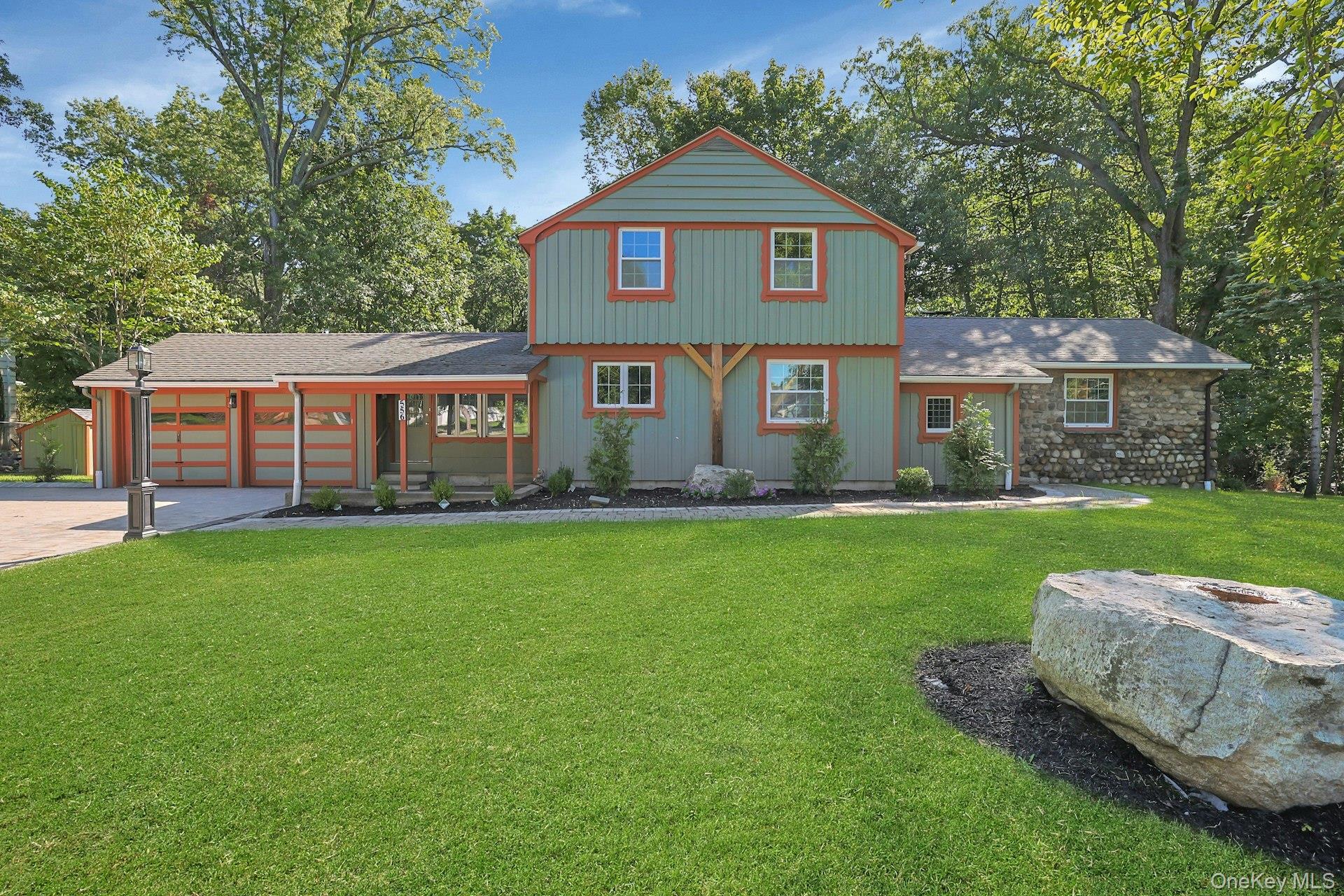 2nd image of 556 Babbling Brook Ln, Clarkstown, NY 10989 | MLS# 1038946