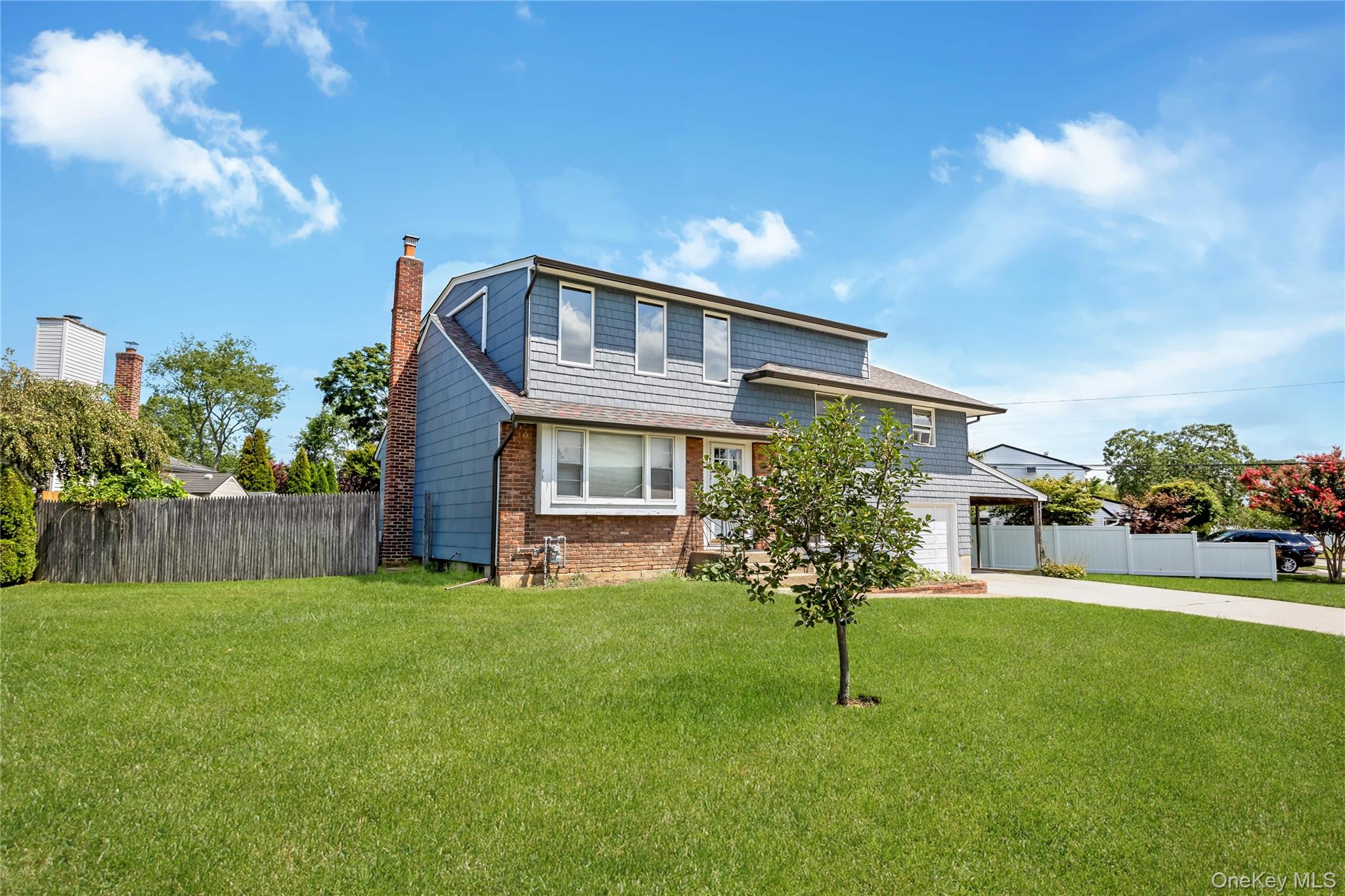 2nd image of 3701 Ruby Ln, Hempstead, NY 11793 | MLS# 1038976