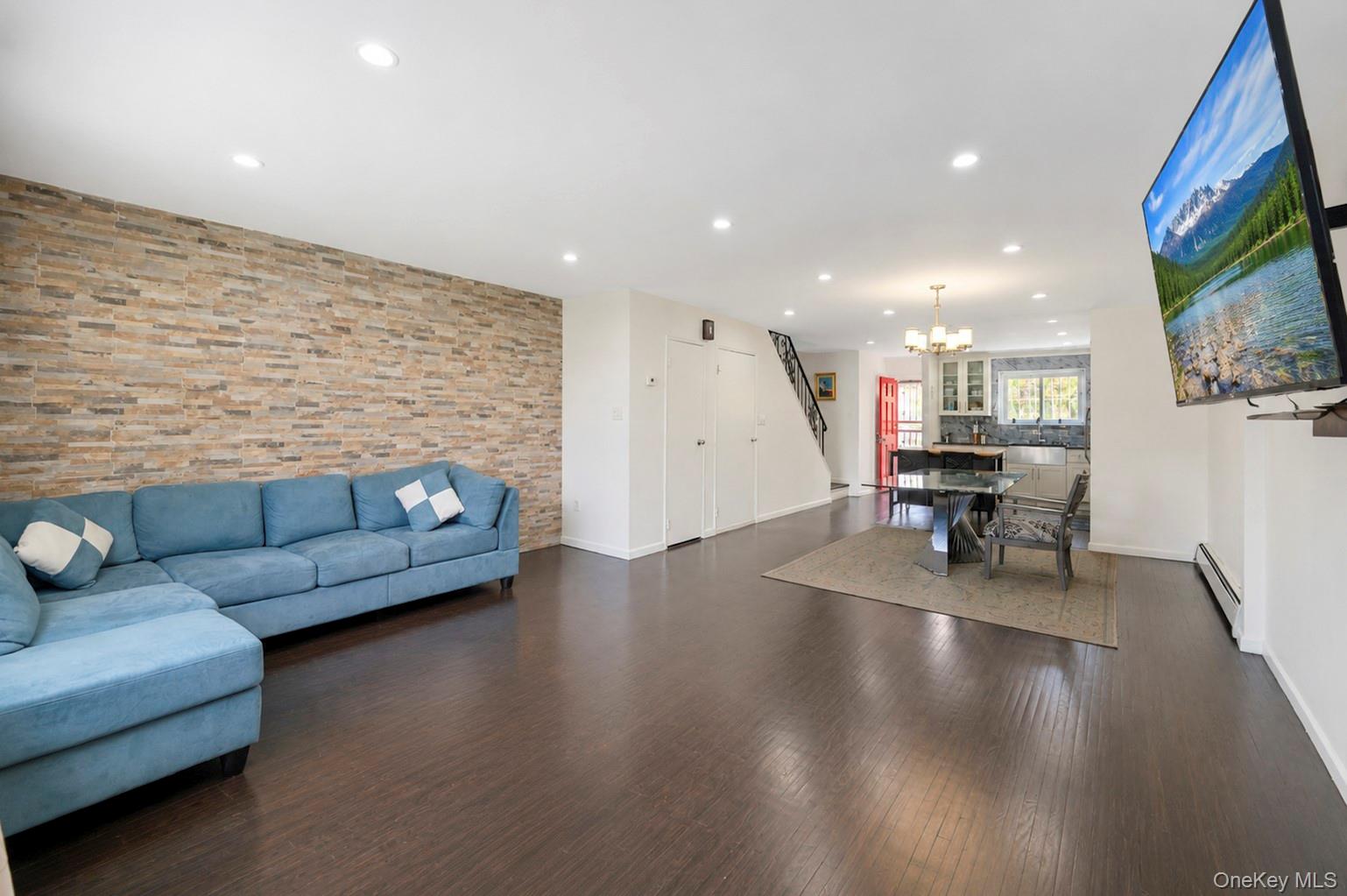 5th image of 709 Ashford St, New York, NY 11207 | MLS# 1038999