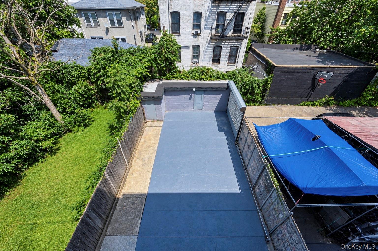28th image of 709 Ashford St, New York, NY 11207 | MLS# 1038999
