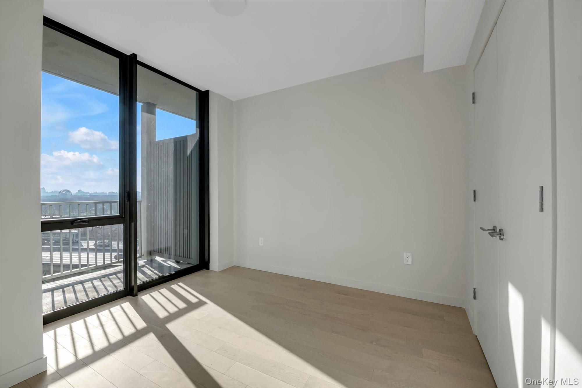 2nd image of 131-02B 40Th Rd, New York, NY 11354