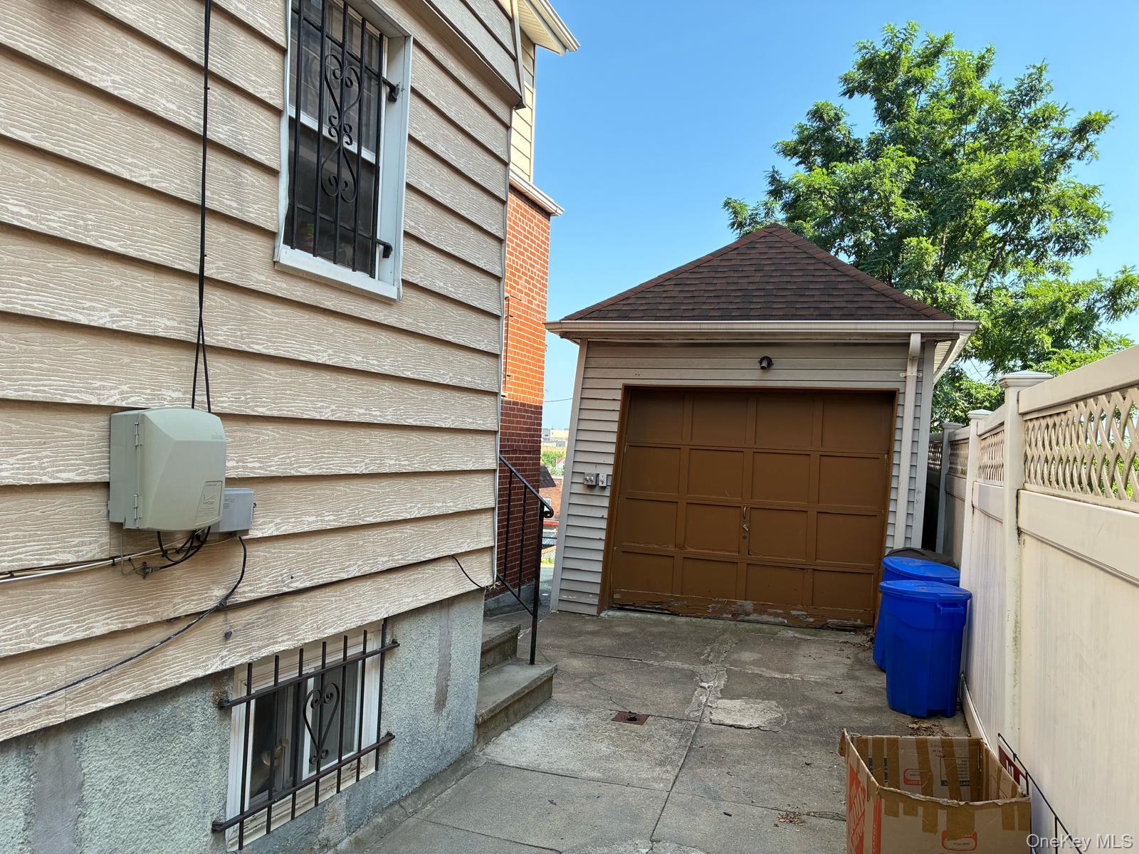 11th image of 17052 Cedarcroft Rd, New York, NY 11432 | MLS# 1039020