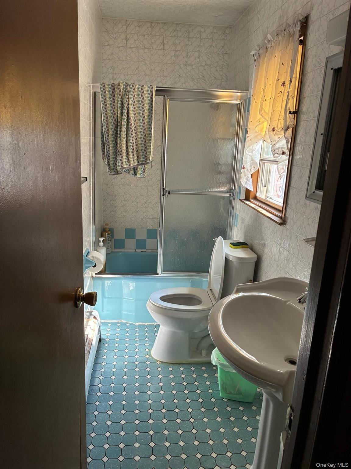 3rd image of 17052 Cedarcroft Rd, New York, NY 11432 | MLS# 1039020