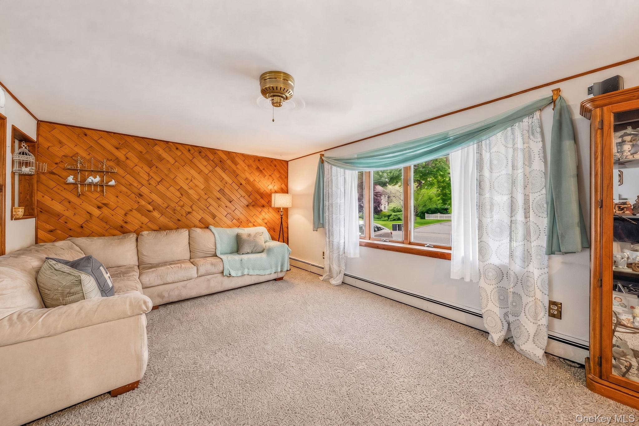 2nd image of 9 Foxcroft Ln, Brookhaven, NY 11772 | MLS# 1039055