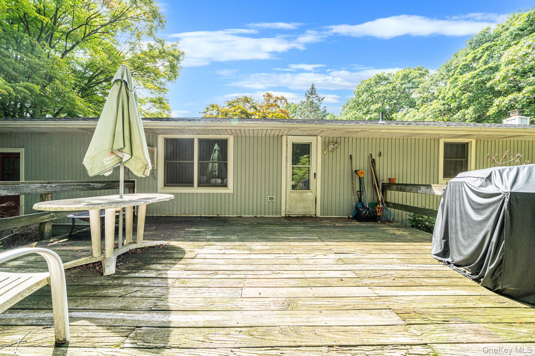 11th image of 9 Foxcroft Ln, Brookhaven, NY 11772 | MLS# 1039055