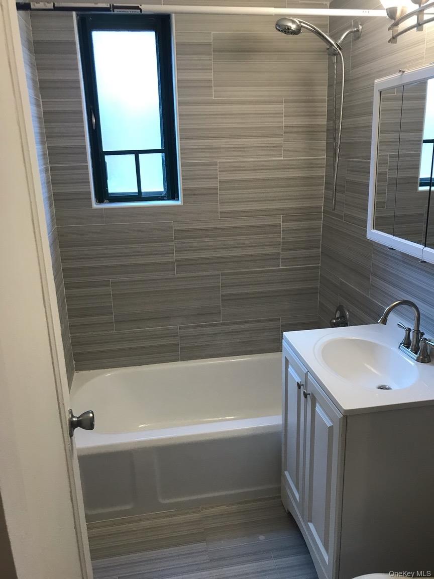 7th image of 1515 Metropolitan Ave #6B, New York, NY 10462 | MLS# 1039056