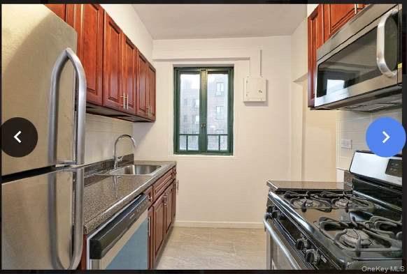 2nd image of 1515 Metropolitan Ave #6B, New York, NY 10462 | MLS# 1039056