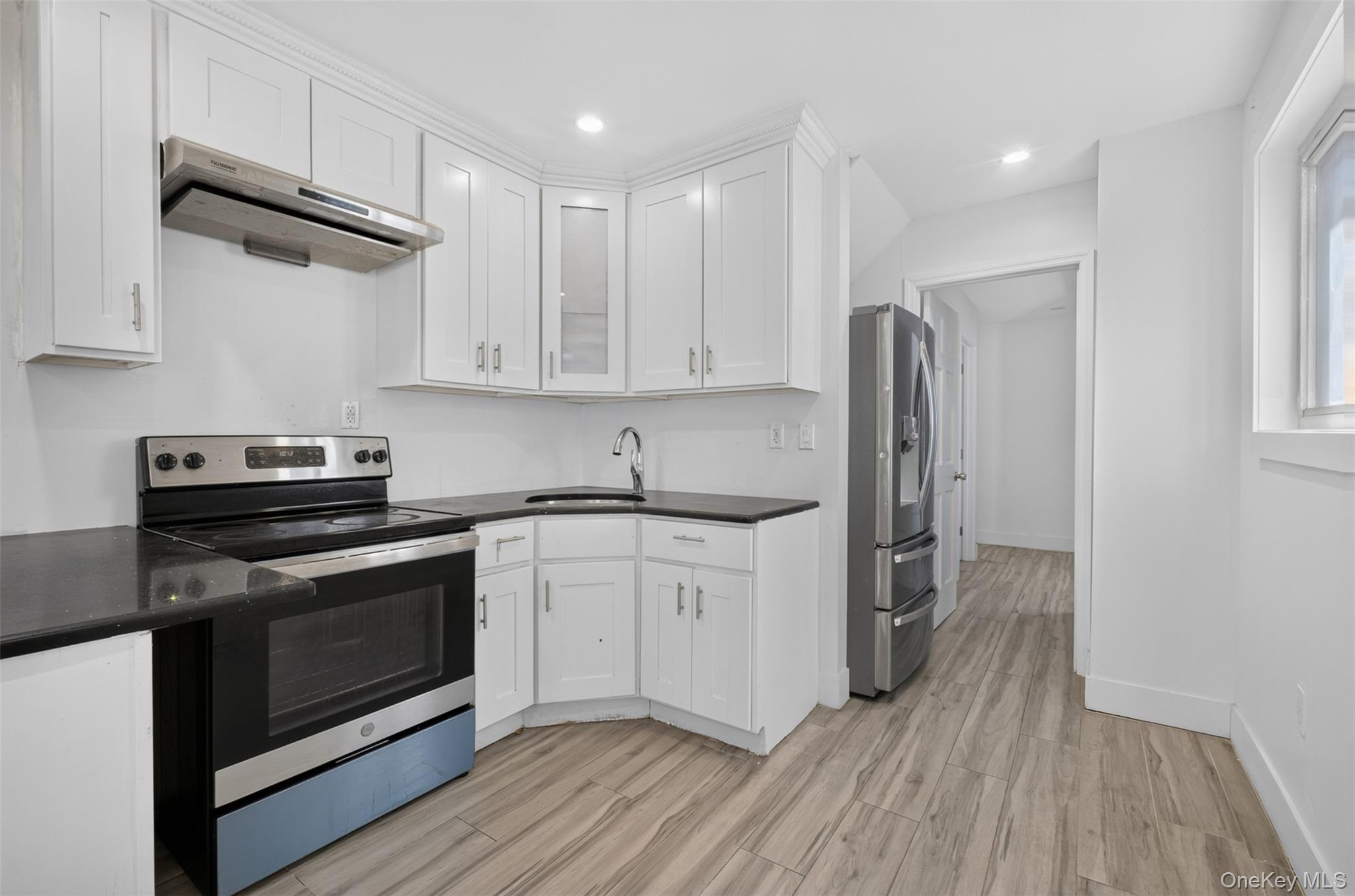 3rd image of 54-23 153 St, New York, NY 11355 | MLS# 1039065